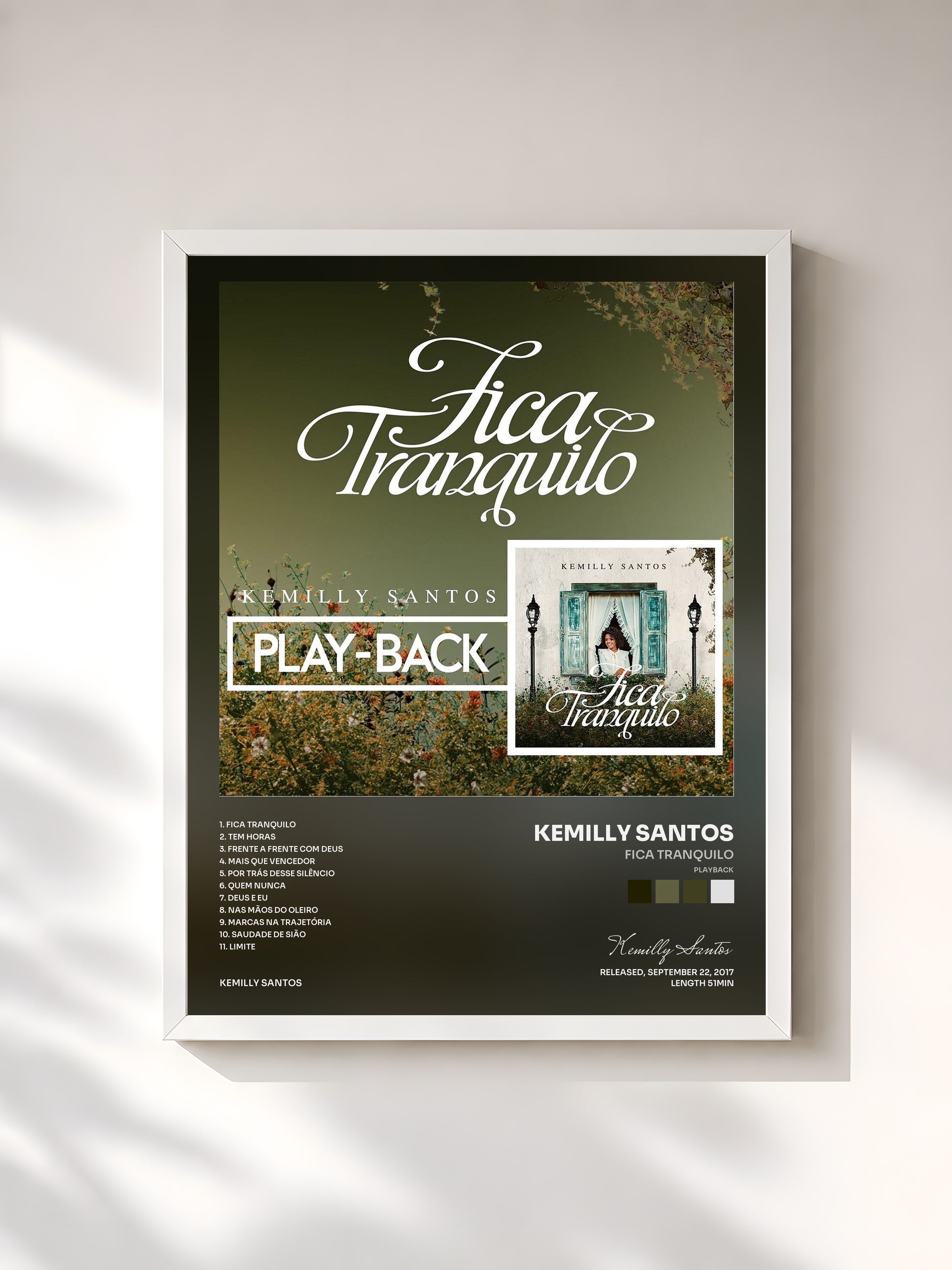 #blanc Tableau de l'album Fica Tranquilo (Playback) de Kemilly Santos, cadre blanc, imprimé et encadré en France