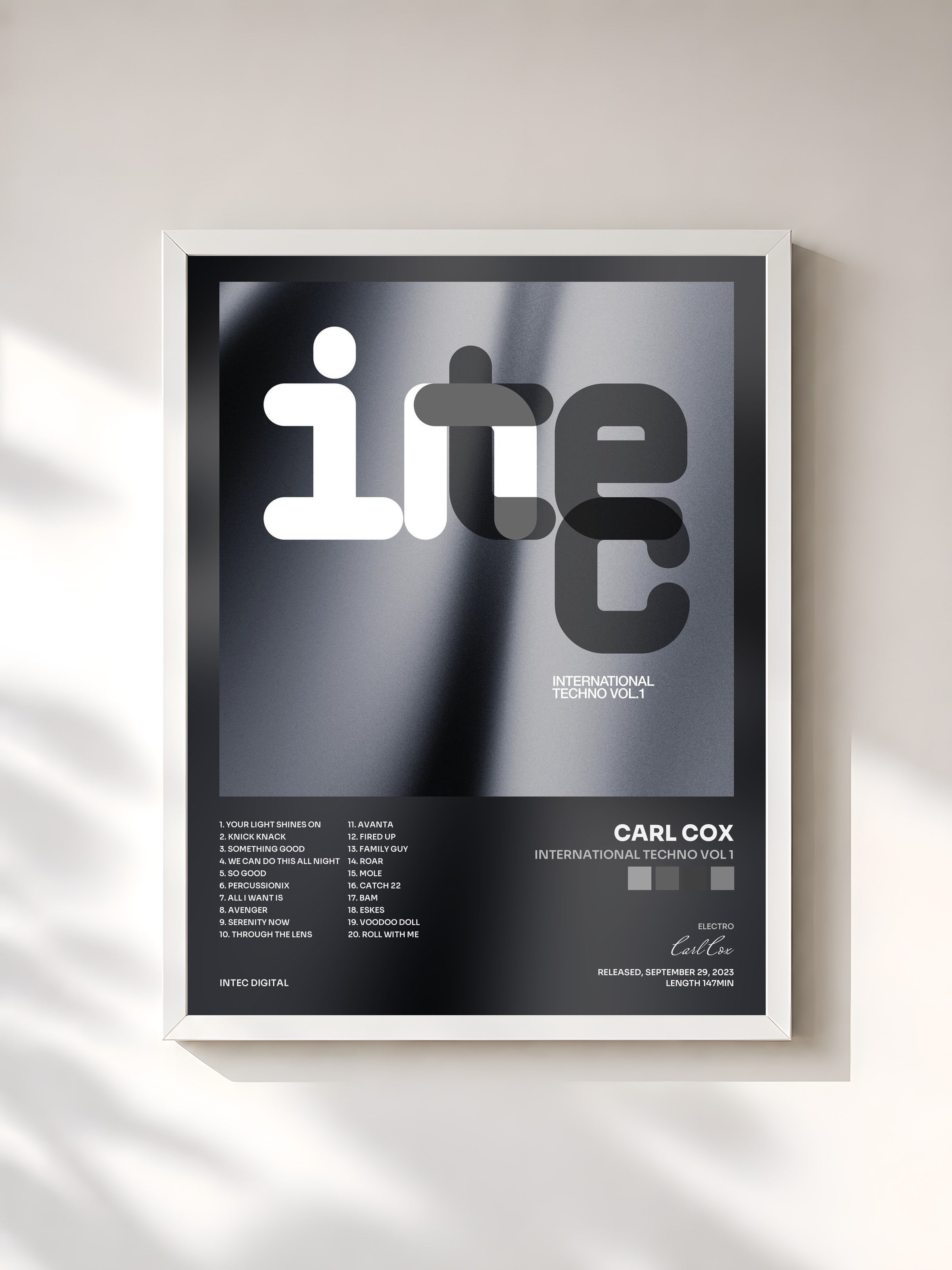 #blanc Tableau de l'album International Techno Vol 1 de Carl Cox, cadre blanc, imprimé et encadré en France