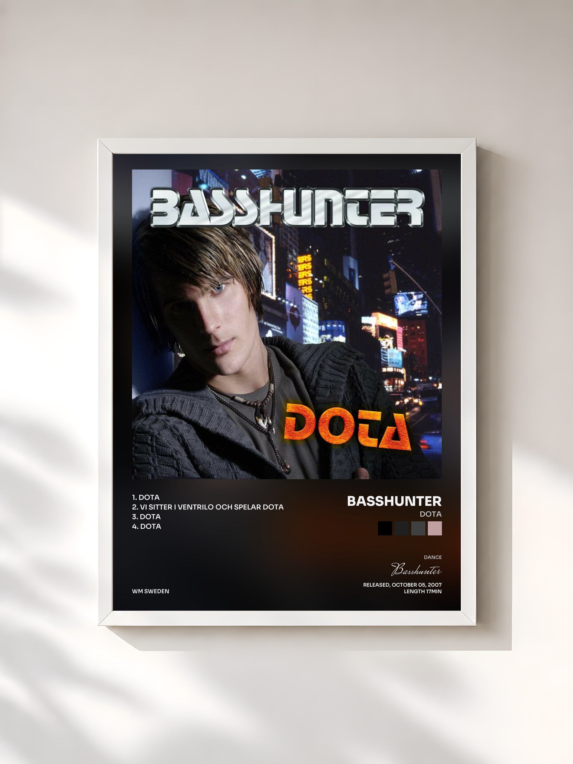 #blanc Tableau de l'album DotA de Basshunter, cadre blanc, imprimé et encadré en France