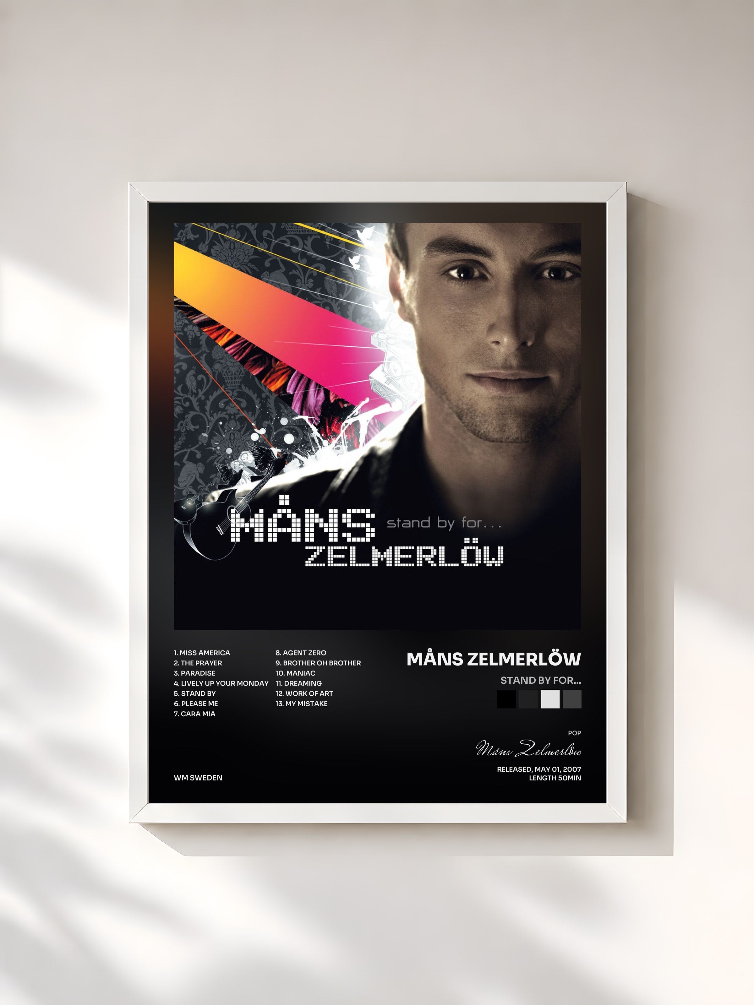 #blanc Tableau de l'album Stand By For... de Måns Zelmerlöw, cadre blanc, imprimé et encadré en France