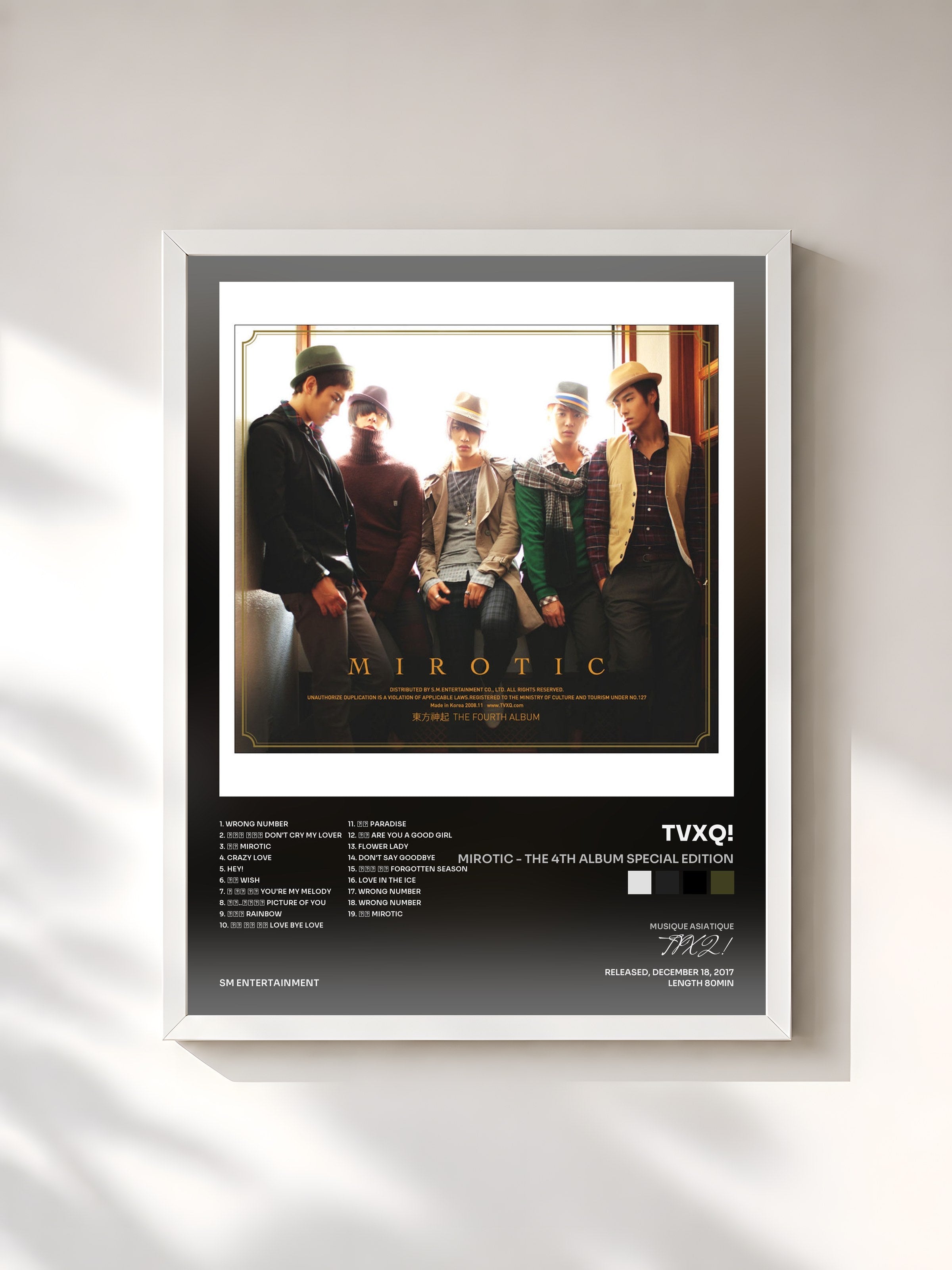 #blanc Tableau de l'album MIROTIC - The 4th Album Special Edition de TVXQ!, cadre blanc, imprimé et encadré en France