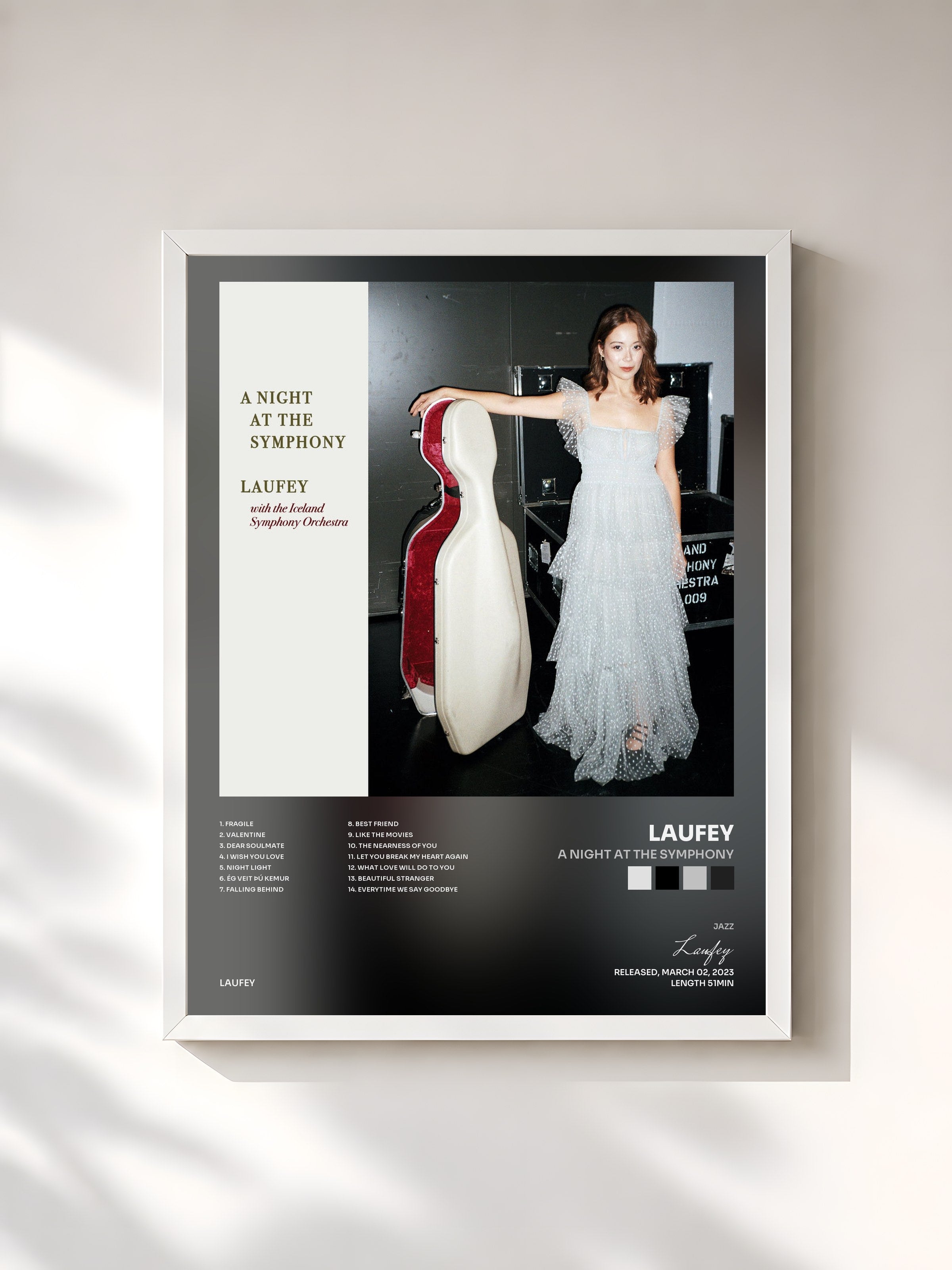 #blanc Tableau de l'album A Night At The Symphony de Laufey, cadre blanc, imprimé et encadré en France