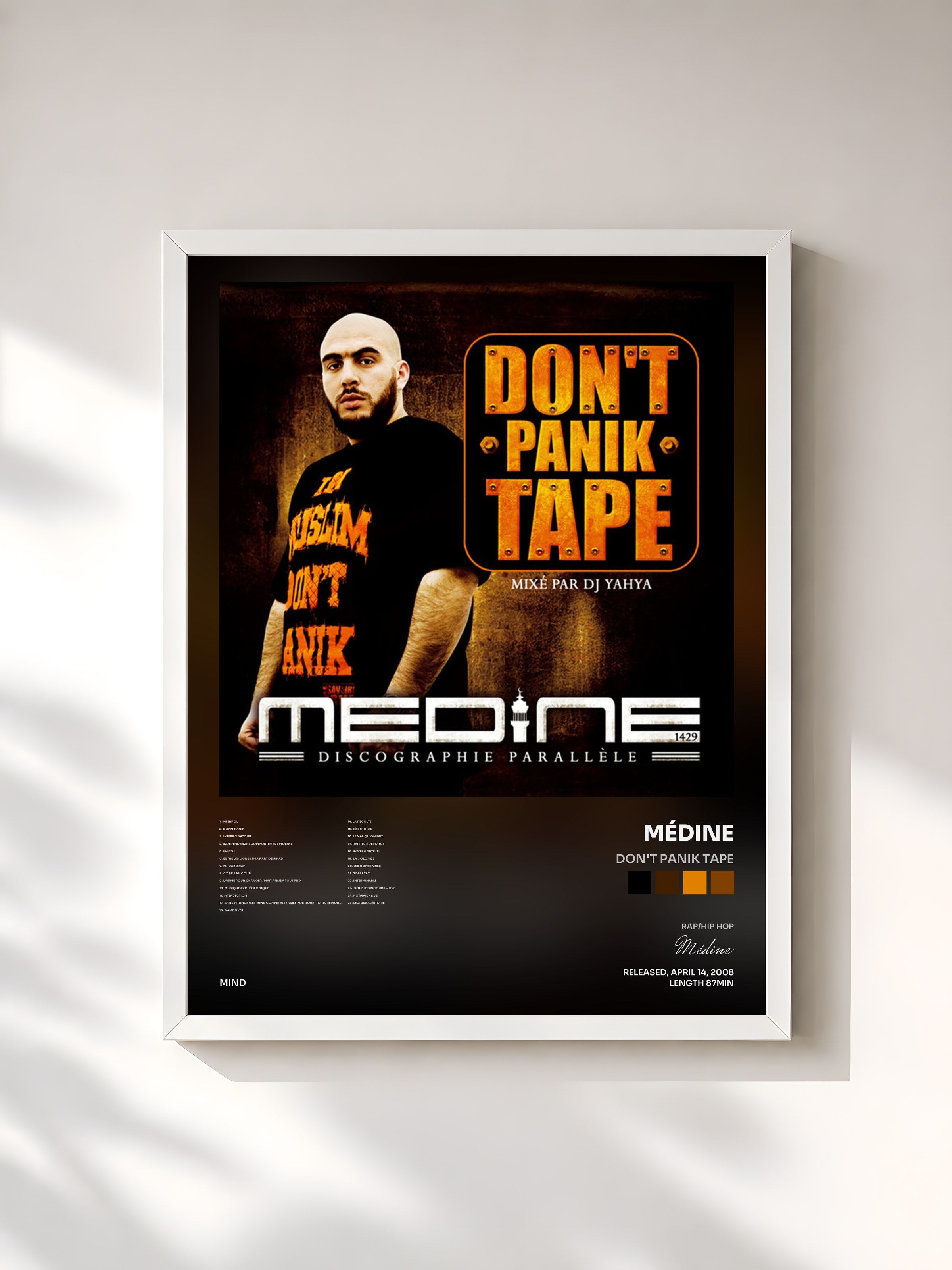 #blanc Tableau de l'album Don't Panik Tape de Médine, cadre blanc, imprimé et encadré en France