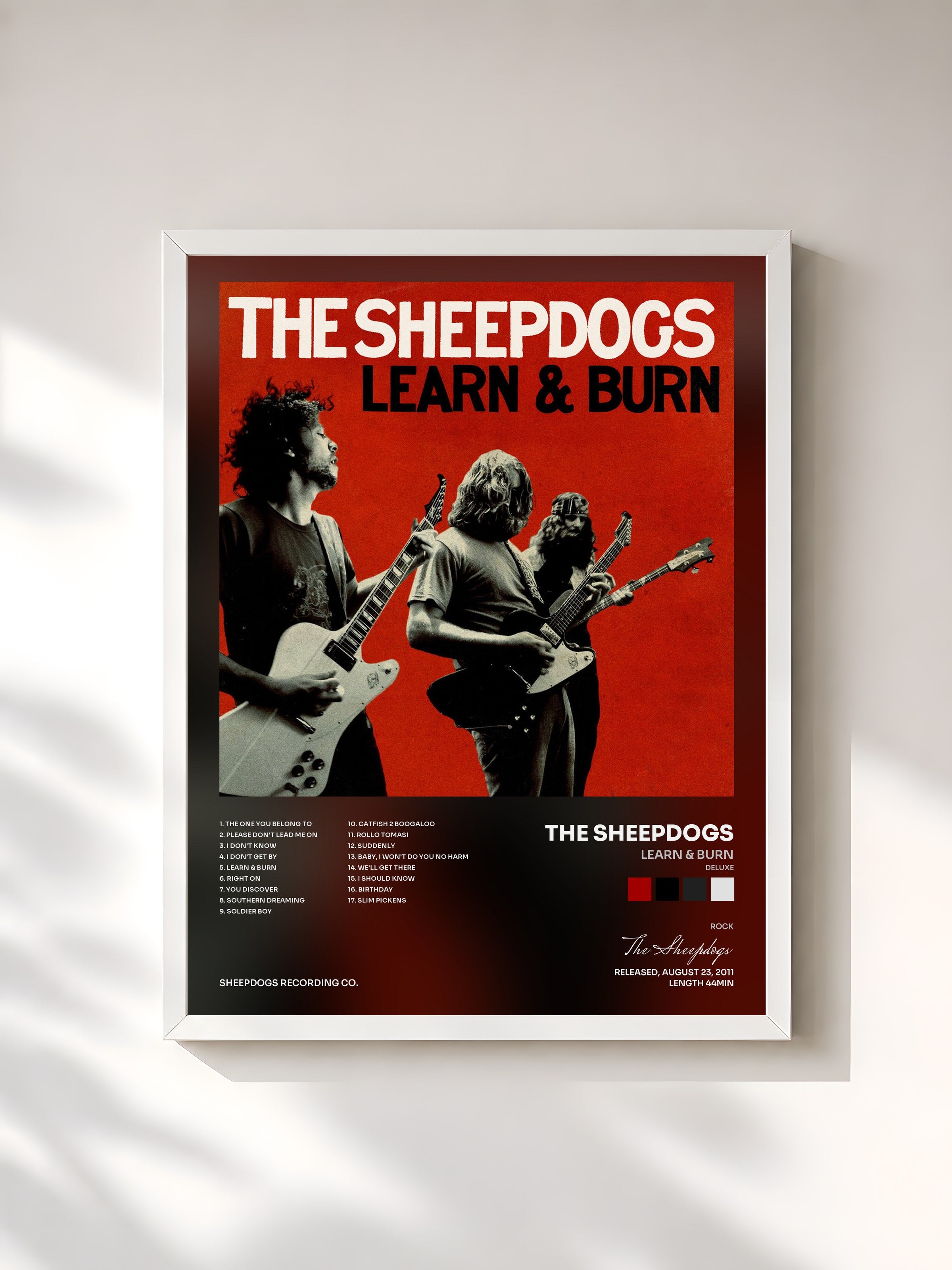 #blanc Tableau de l'album Learn & Burn (Deluxe) de The Sheepdogs, cadre blanc, imprimé et encadré en France