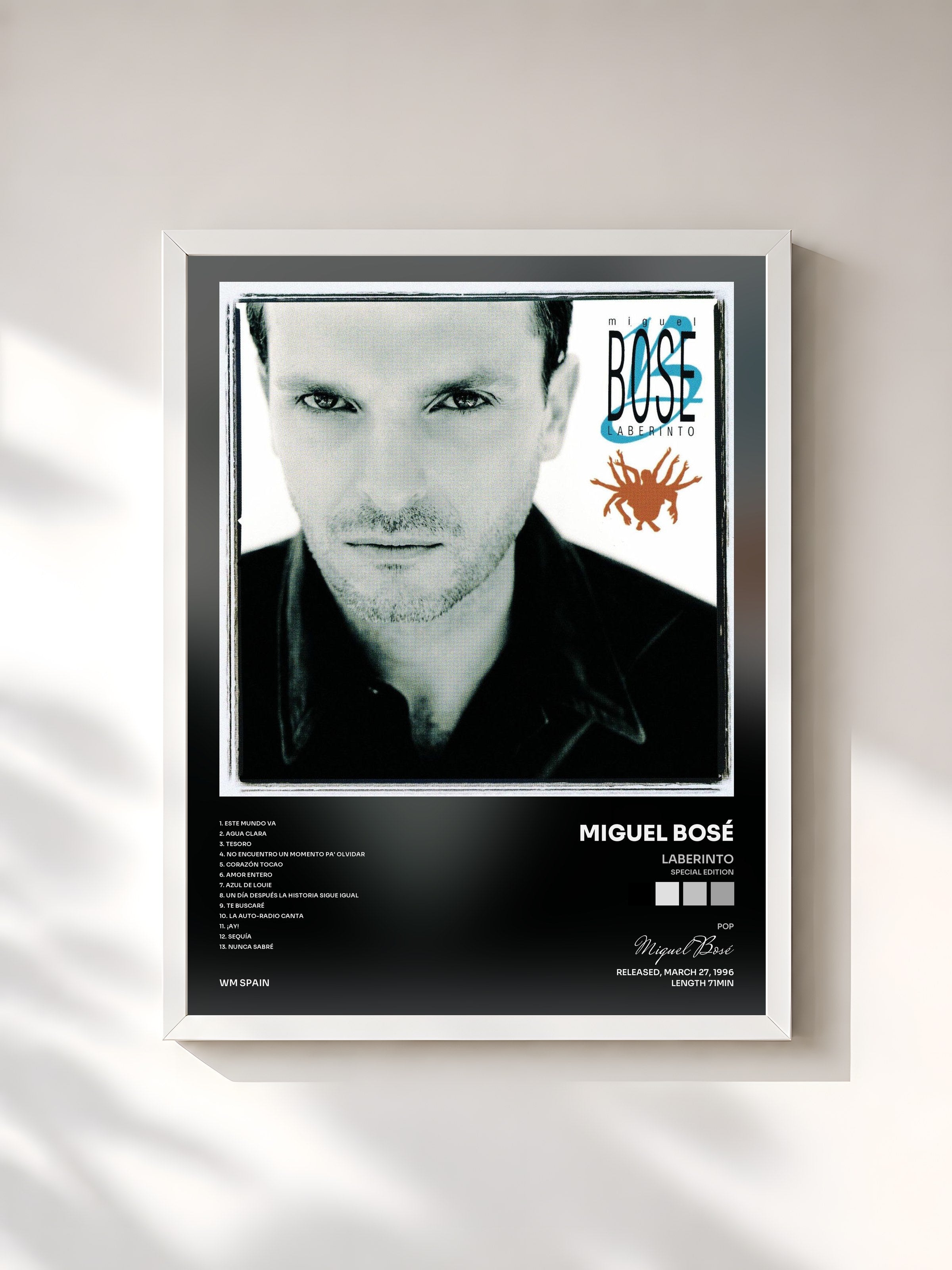 #blanc Tableau de l'album Laberinto (Special Edition) de Miguel Bosé, cadre blanc, imprimé et encadré en France