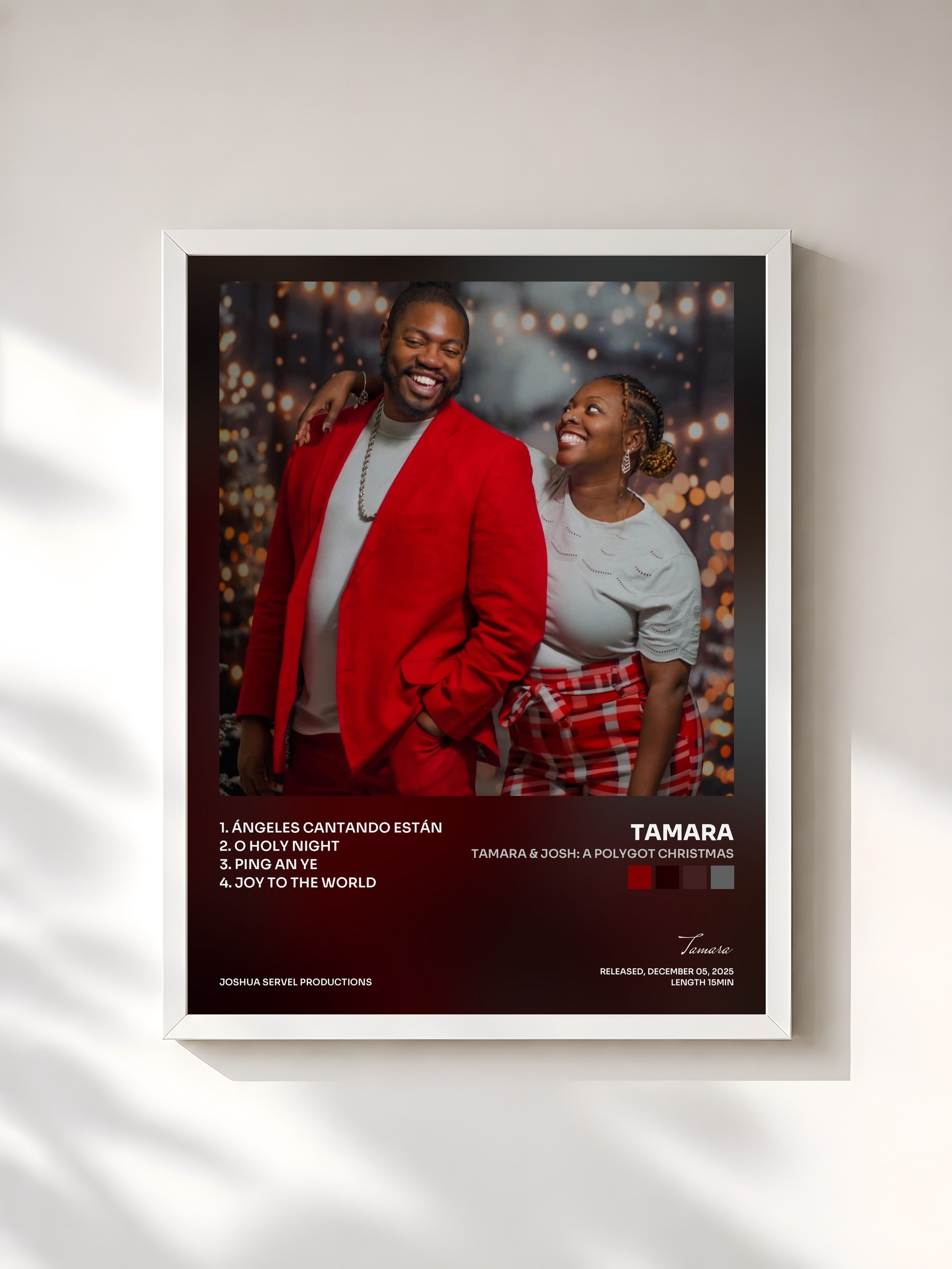 #blanc Tableau de l'album Tamara & Josh: A Polygot Christmas de Tamara, cadre blanc, imprimé et encadré en France