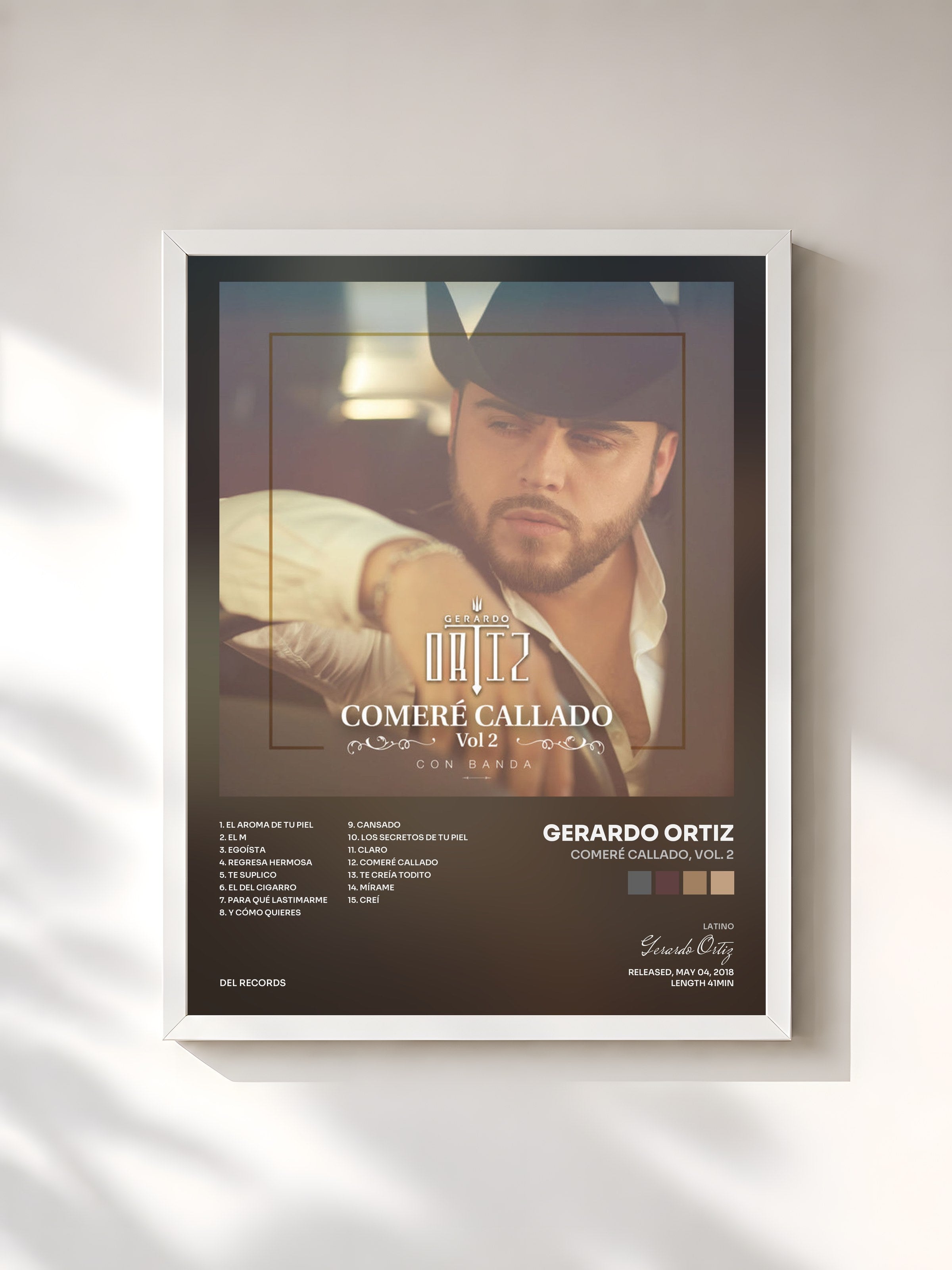 #blanc Tableau de l'album Comeré Callado, Vol. 2 de Gerardo Ortiz, cadre blanc, imprimé et encadré en France