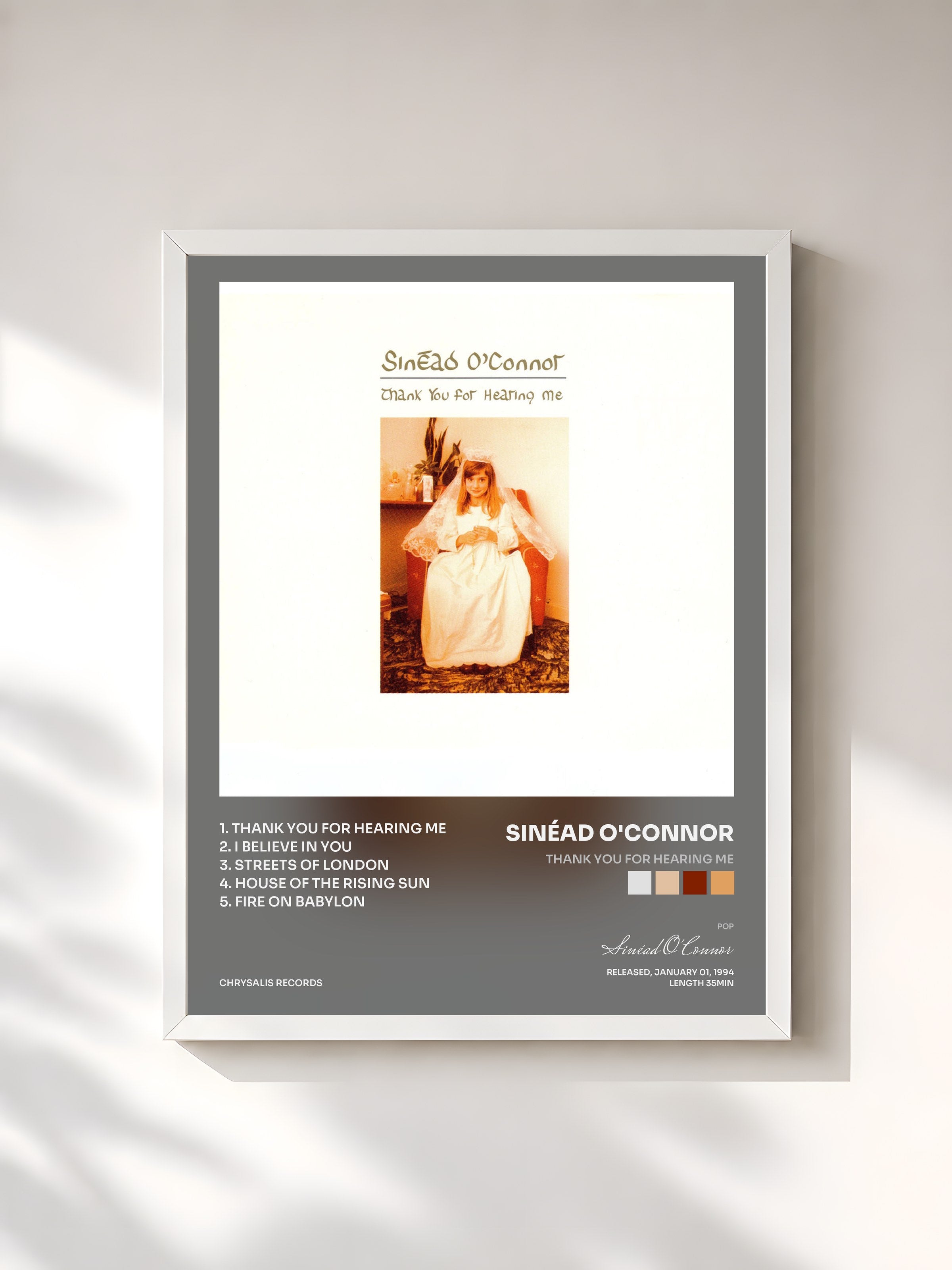 #blanc Tableau de l'album Thank You for Hearing Me de Sinéad O'Connor, cadre blanc, imprimé et encadré en France