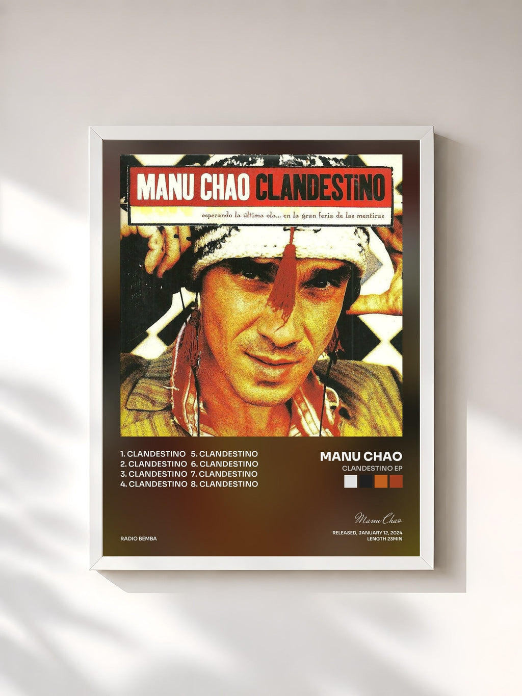 #blanc Clandestino EP de Manu Chao en lámina enmarcada, marco blanco, impresa y enmarcada en Francia