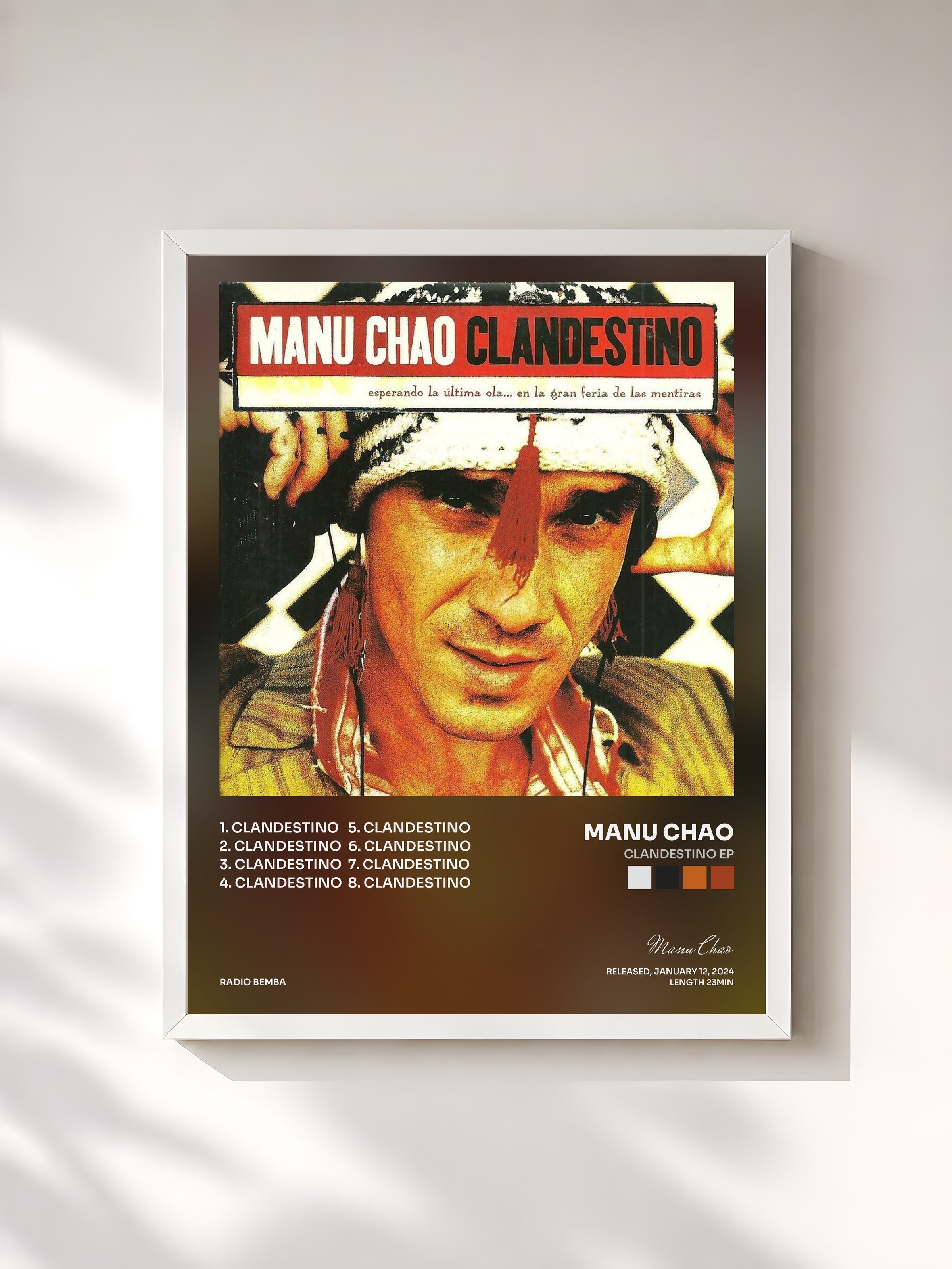 #blanc Tableau de l'album Clandestino EP de Manu Chao, cadre blanc, imprimé et encadré en France