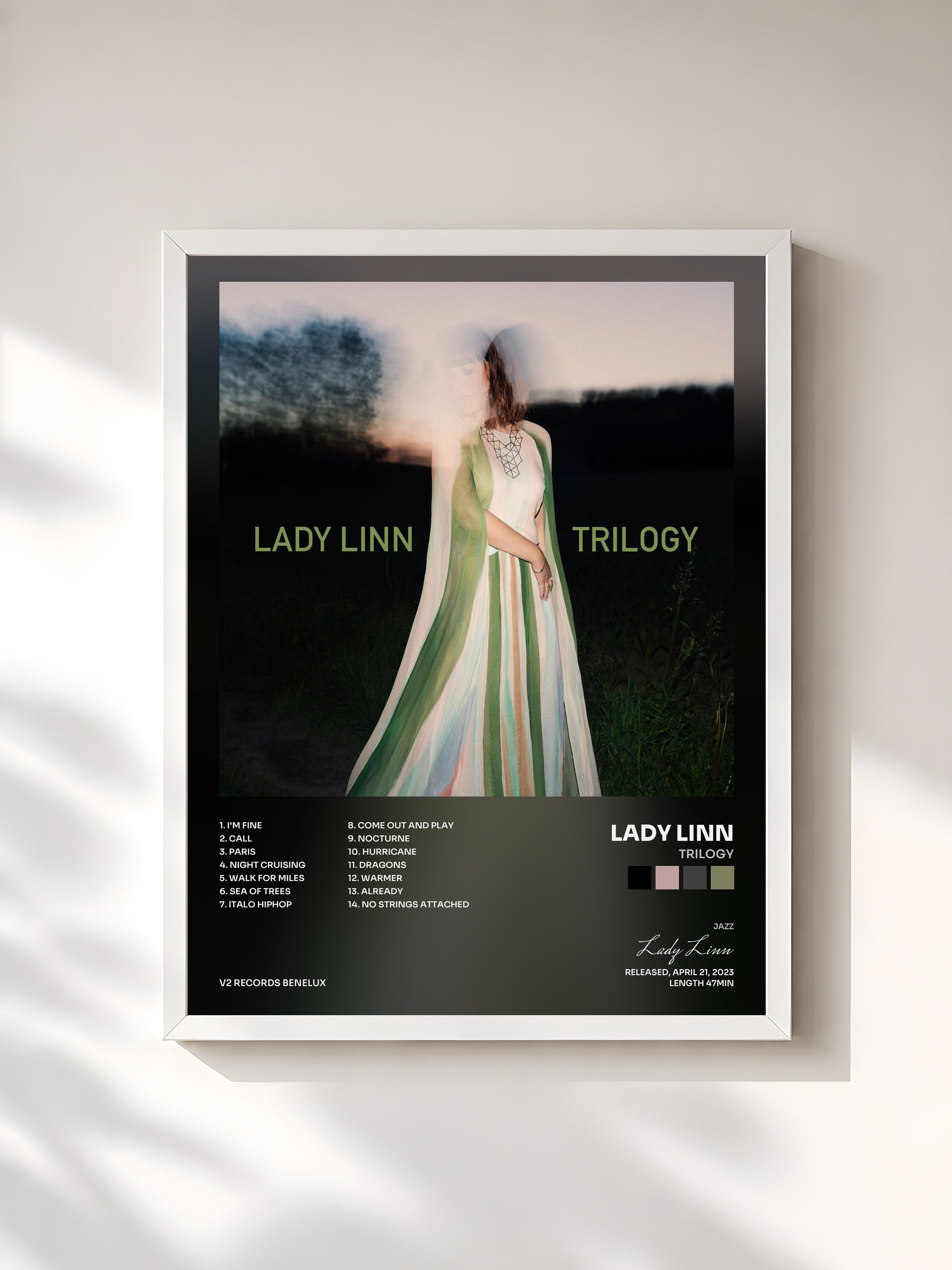 #blanc Tableau de l'album Trilogy de Lady Linn, cadre blanc, imprimé et encadré en France