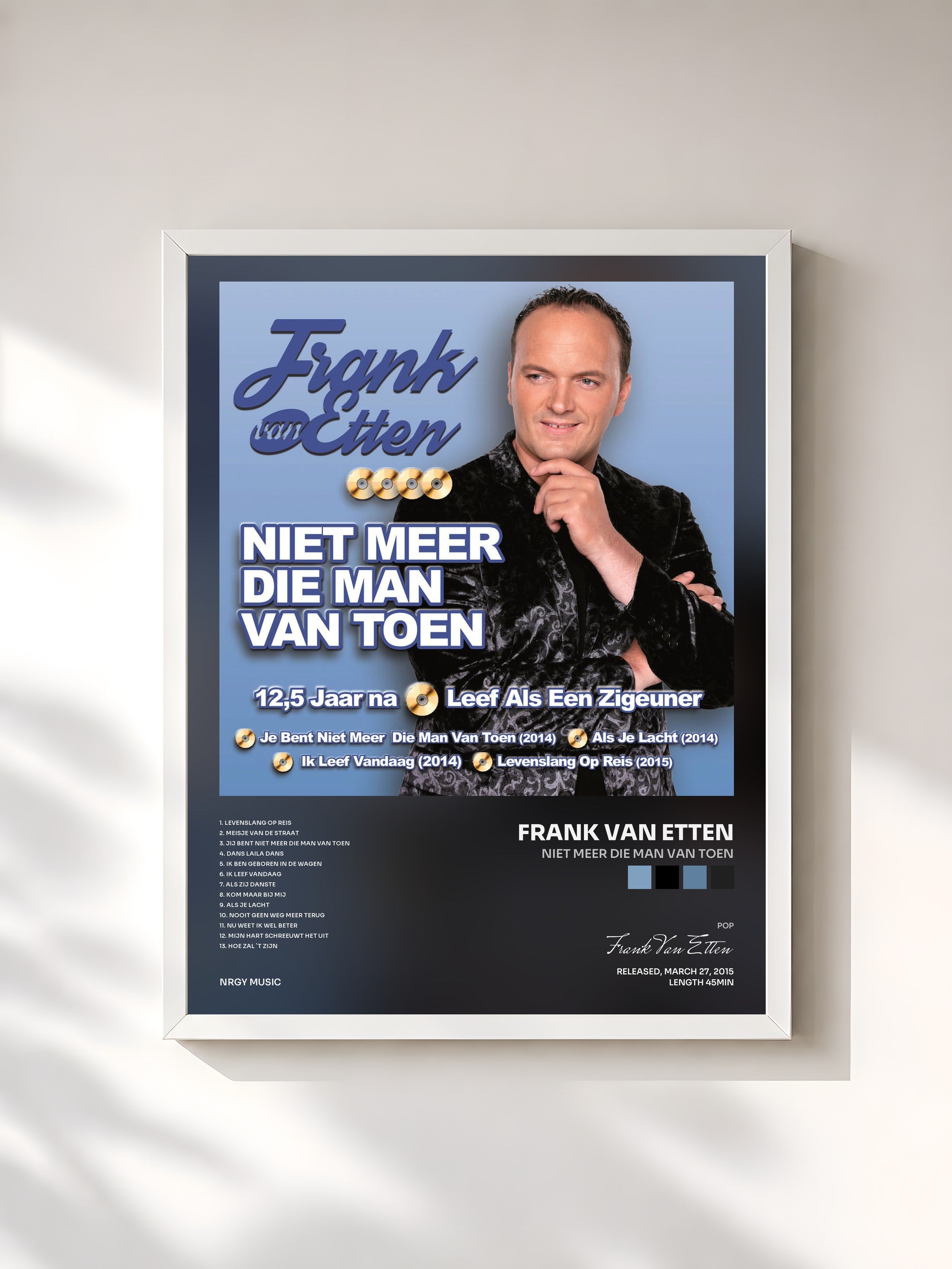 #blanc Tableau de l'album Niet Meer Die Man Van Toen de Frank Van Etten, cadre blanc, imprimé et encadré en France