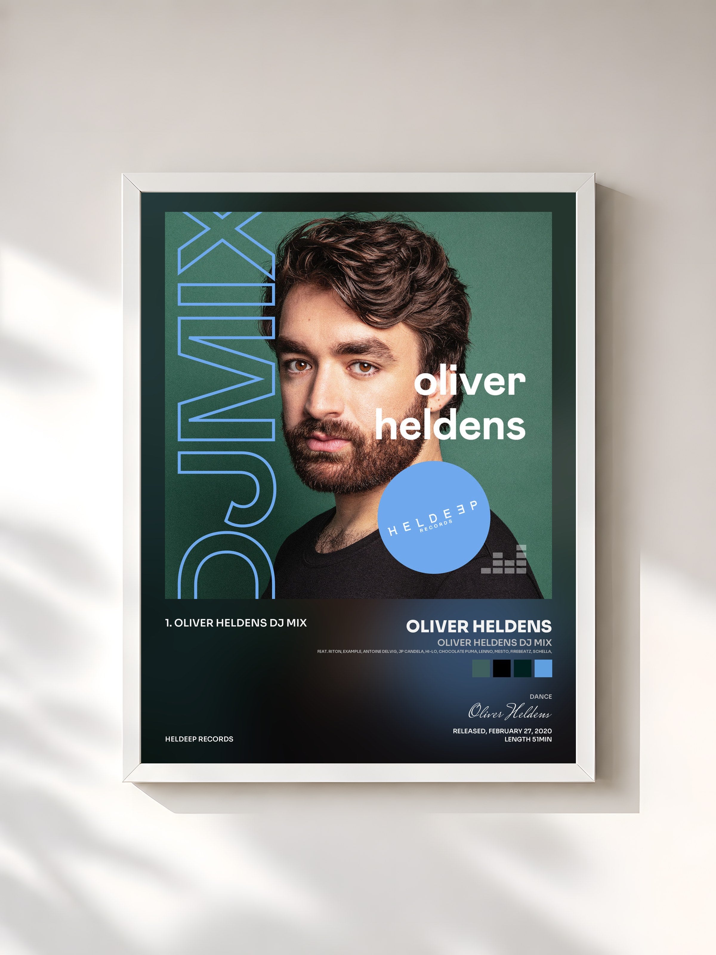 #blanc Tableau de l'album Oliver Heldens DJ Mix (feat. Riton, Example, Antoine Delvig, JP Candela, HI-LO, Chocolate Puma, Lenno, Mesto, Firebeatz, Schella,  de Oliver Heldens, cadre blanc, imprimé et encadré en France