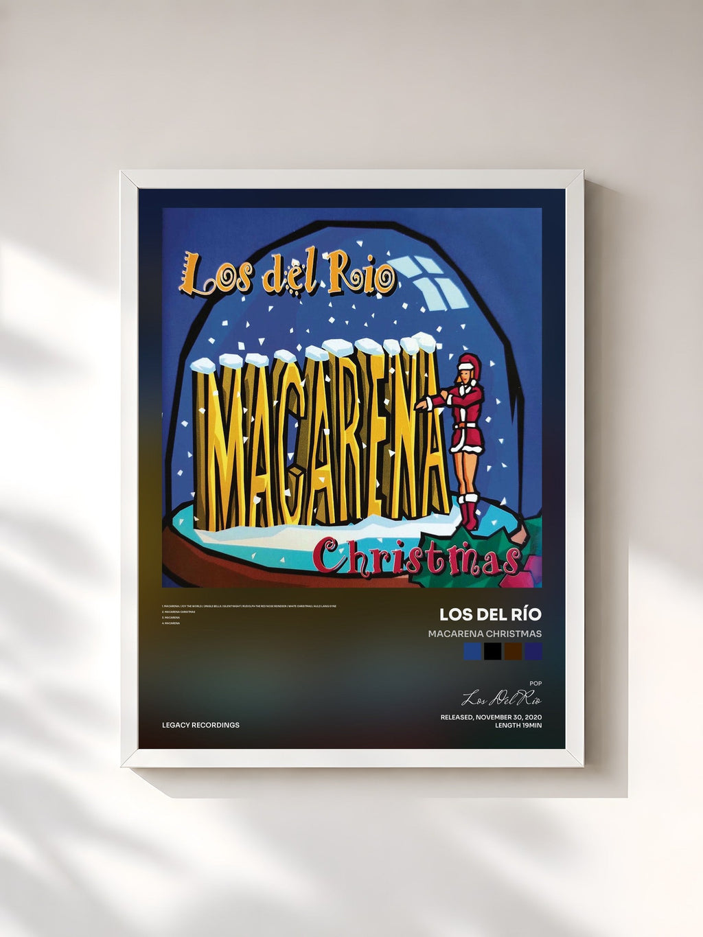 #blanc Macarena Christmas de Los Del Río en lámina enmarcada, marco blanco, impresa y enmarcada en Francia