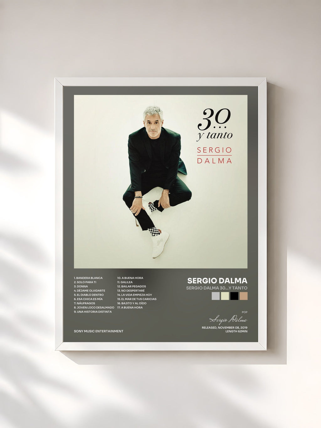 #blanc Sergio Dalma 30...y Tanto by Sergio Dalma as a framed art print, white frame, printed and framed in France