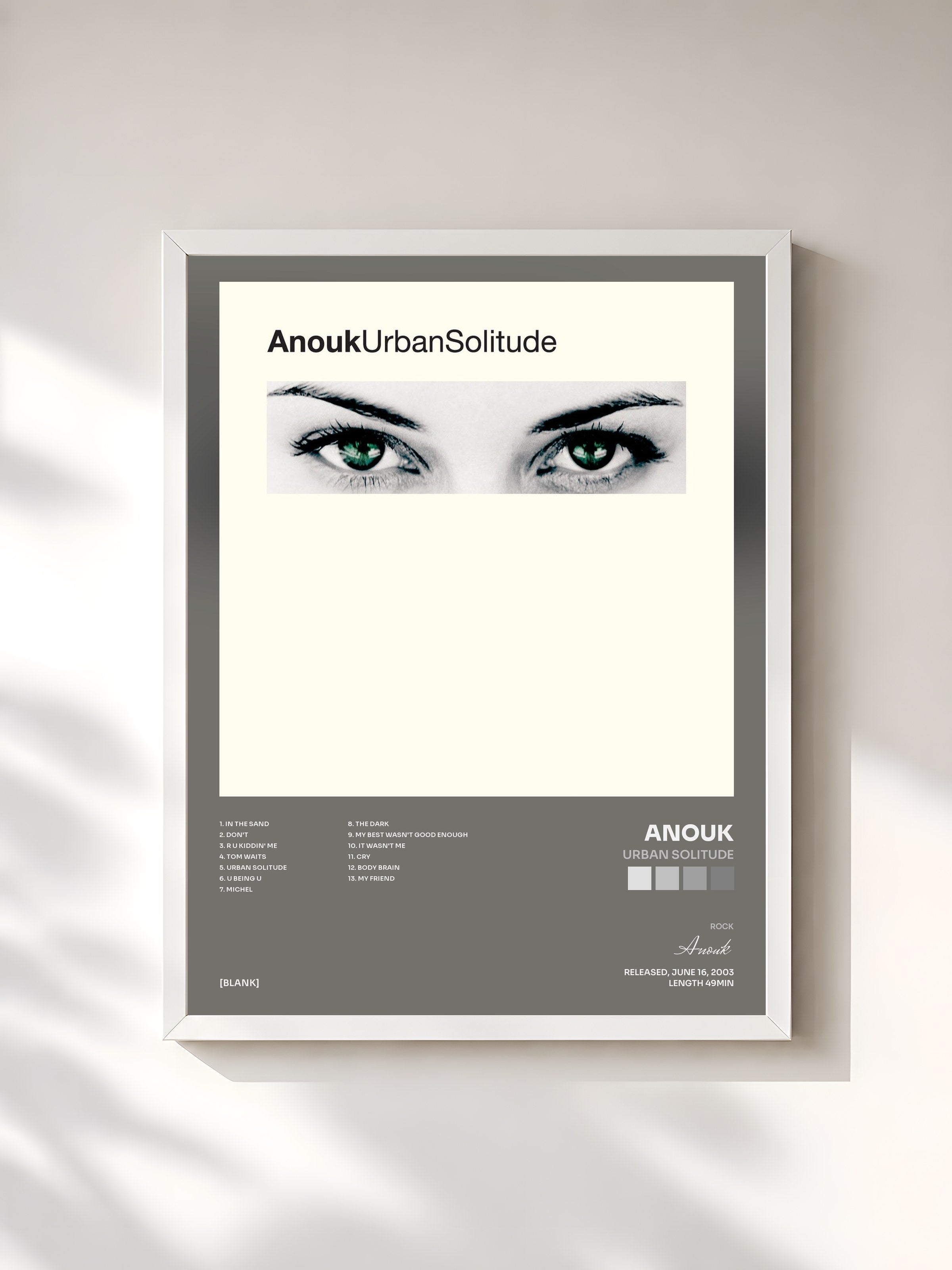 #blanc Tableau de l'album Urban Solitude de Anouk, cadre blanc, imprimé et encadré en France