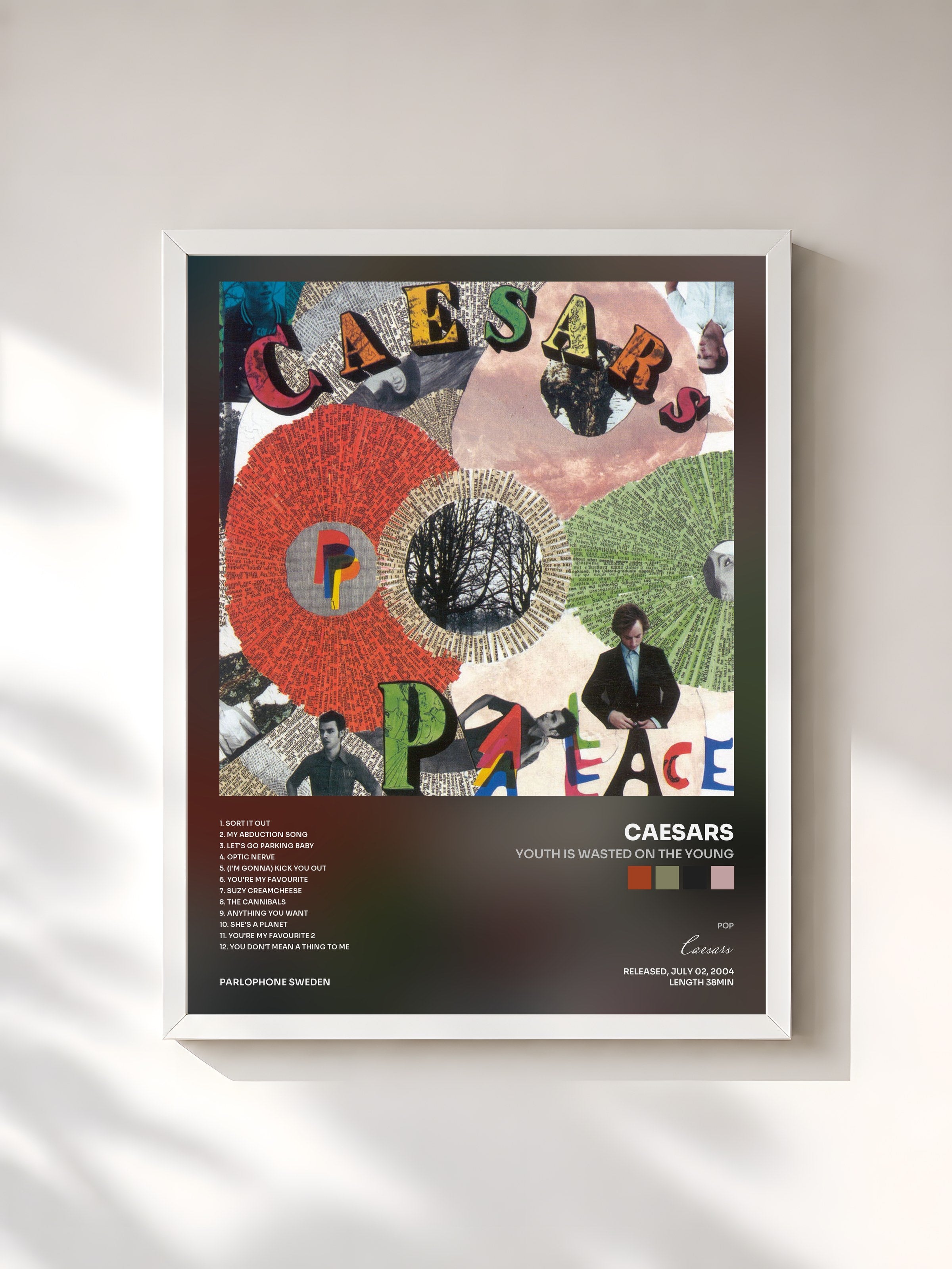 #blanc Tableau de l'album Youth Is Wasted on the Young de Caesars, cadre blanc, imprimé et encadré en France