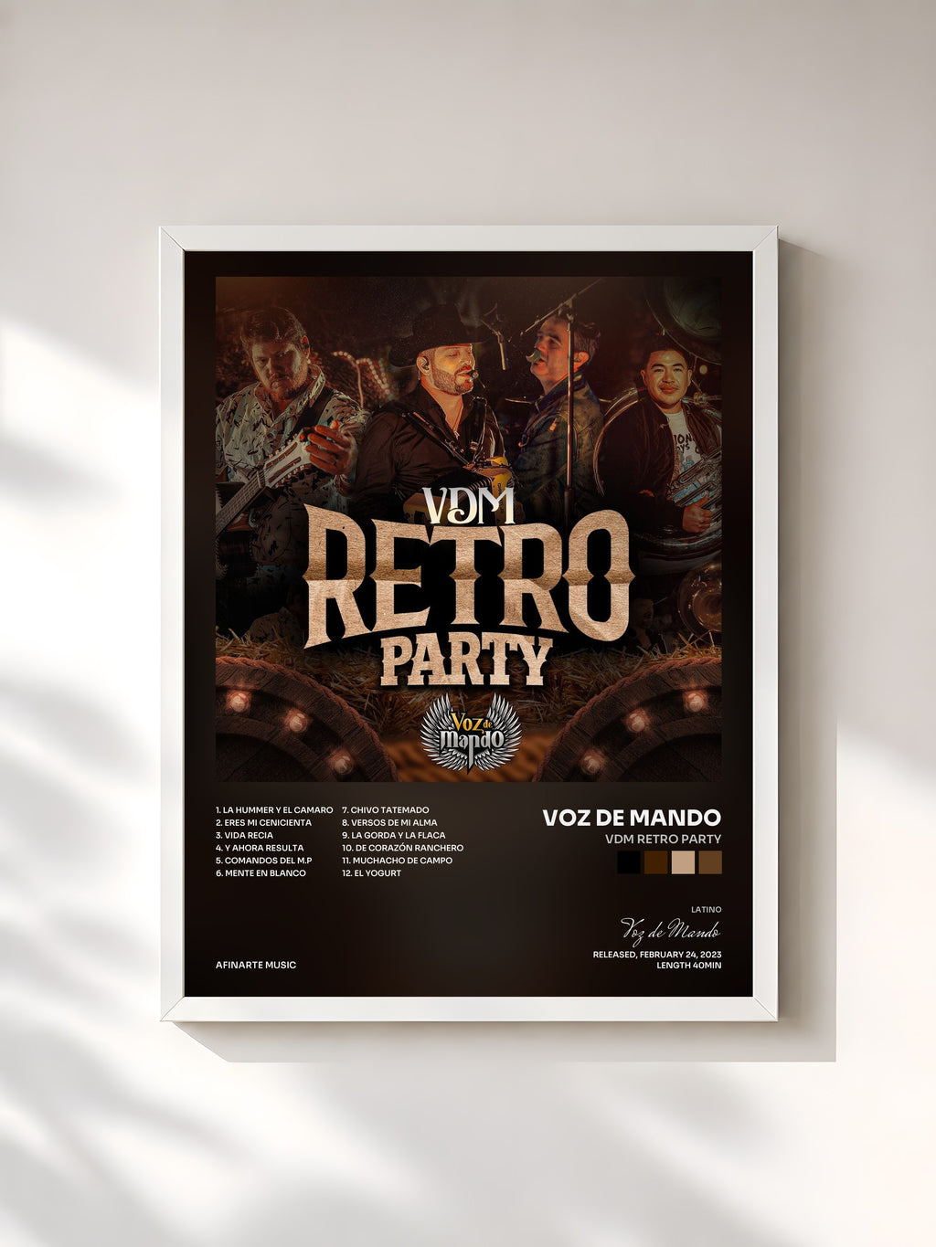 #blanc Tableau de l'album VDM Retro Party de Voz de Mando, cadre blanc, imprimé et encadré en France