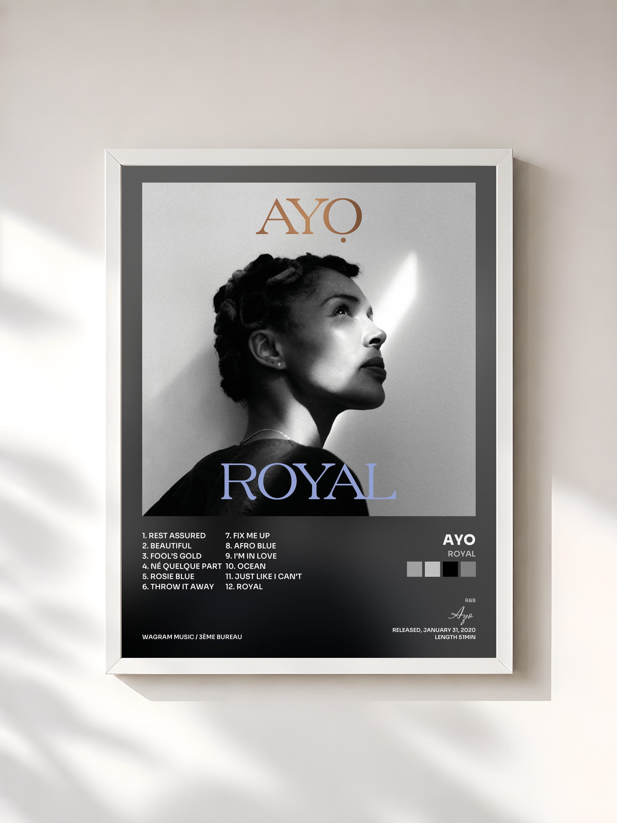 #blanc Tableau de l'album Royal de Ayo, cadre blanc, imprimé et encadré en France