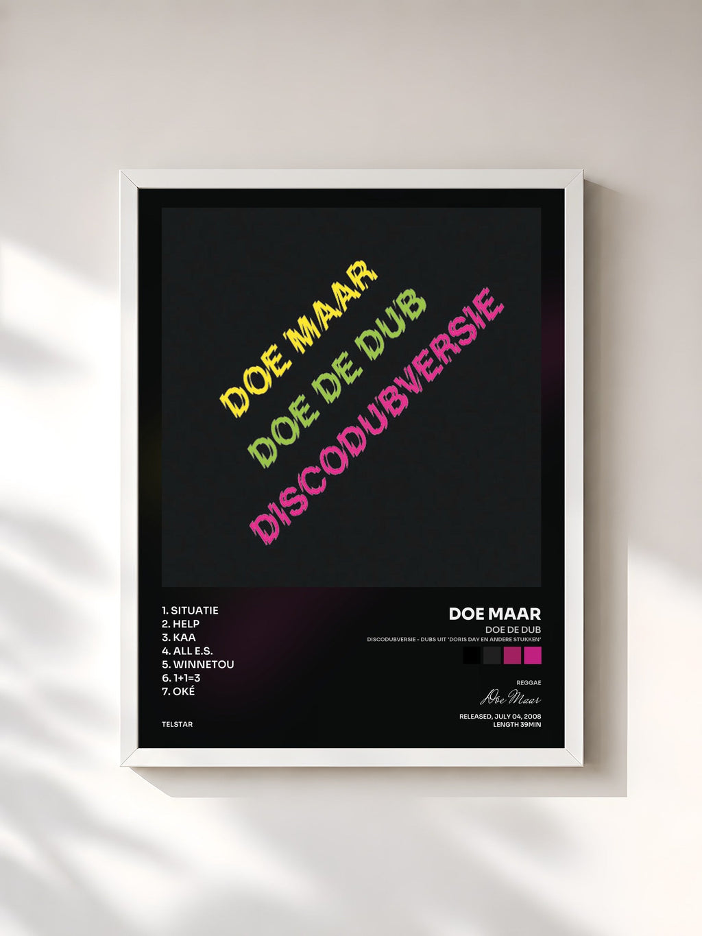 #blanc Doe De Dub (Discodubversie - Dubs uit 'Doris Day en Andere Stukken') von Doe Maar als gerahmter Kunstdruck, weißer Rahmen, gedruckt und gerahmt in Frankreich