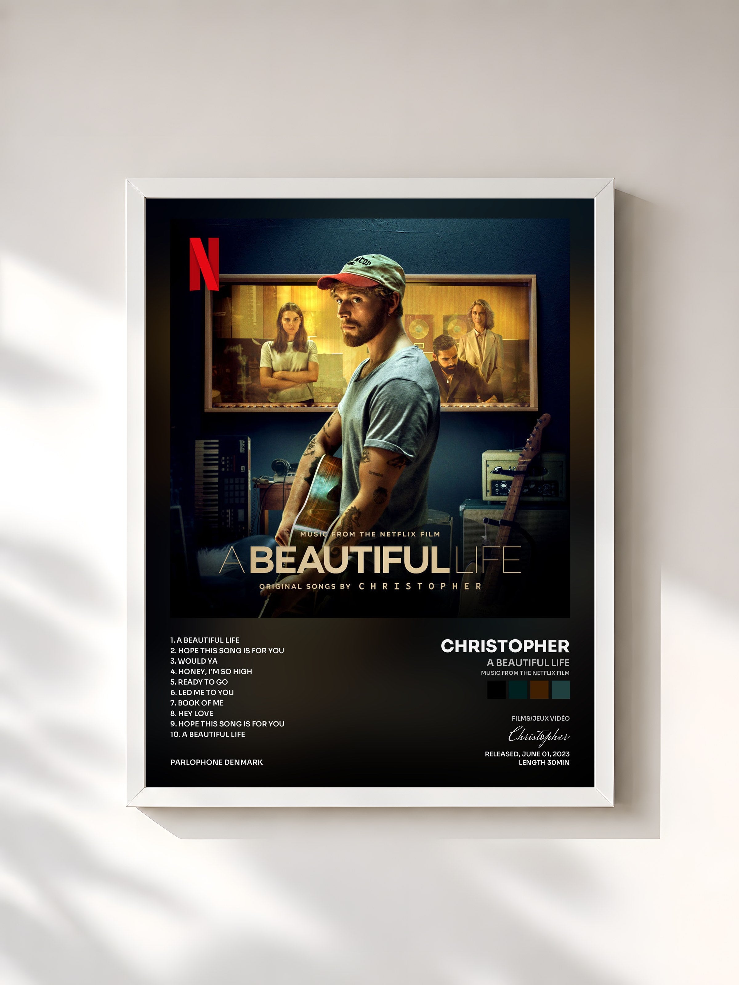 #blanc Tableau de l'album A Beautiful Life (Music From The Netflix Film) de Christopher, cadre blanc, imprimé et encadré en France
