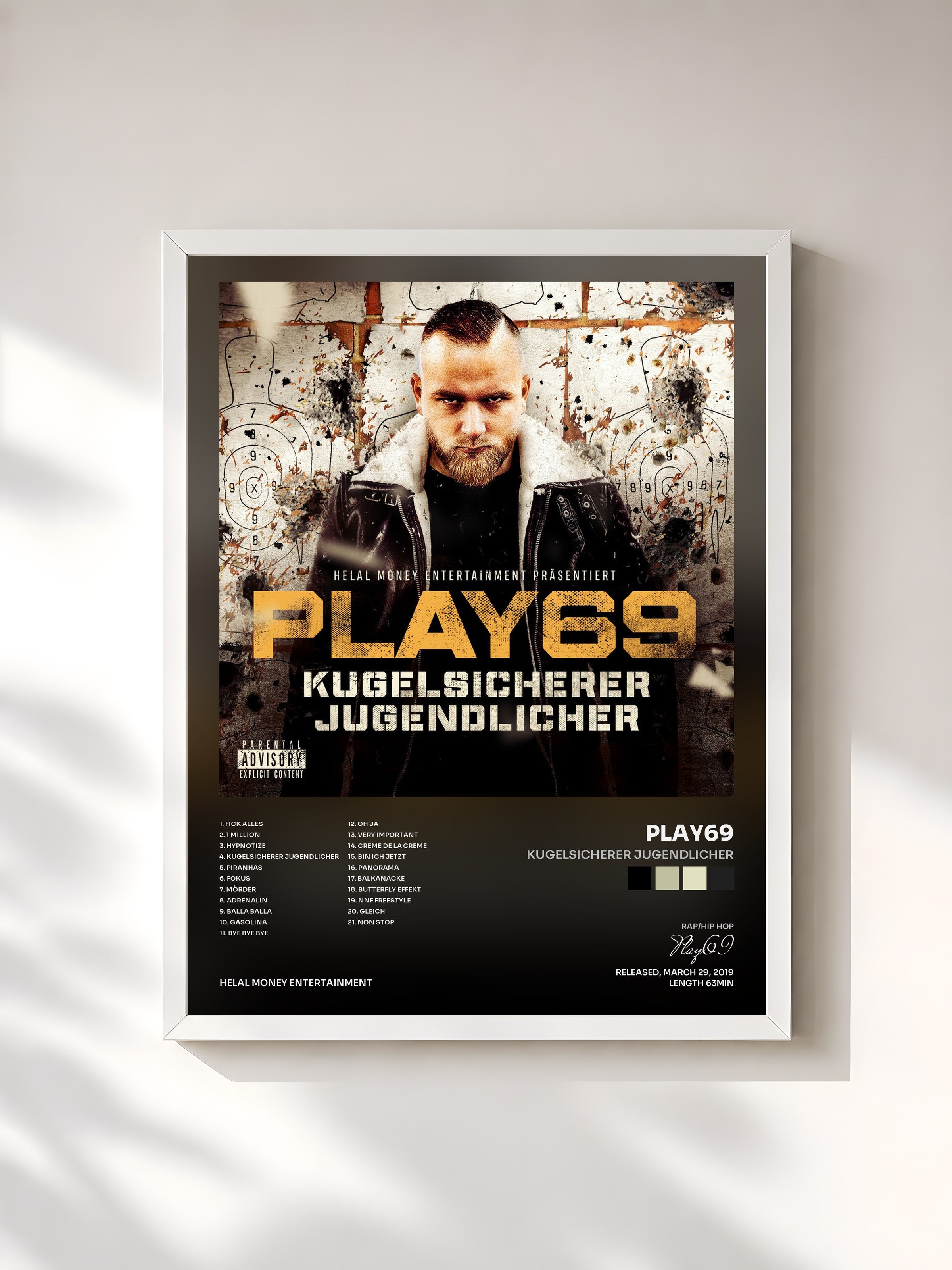 #blanc Tableau de l'album KUGELSICHERER JUGENDLICHER de Play69, cadre blanc, imprimé et encadré en France