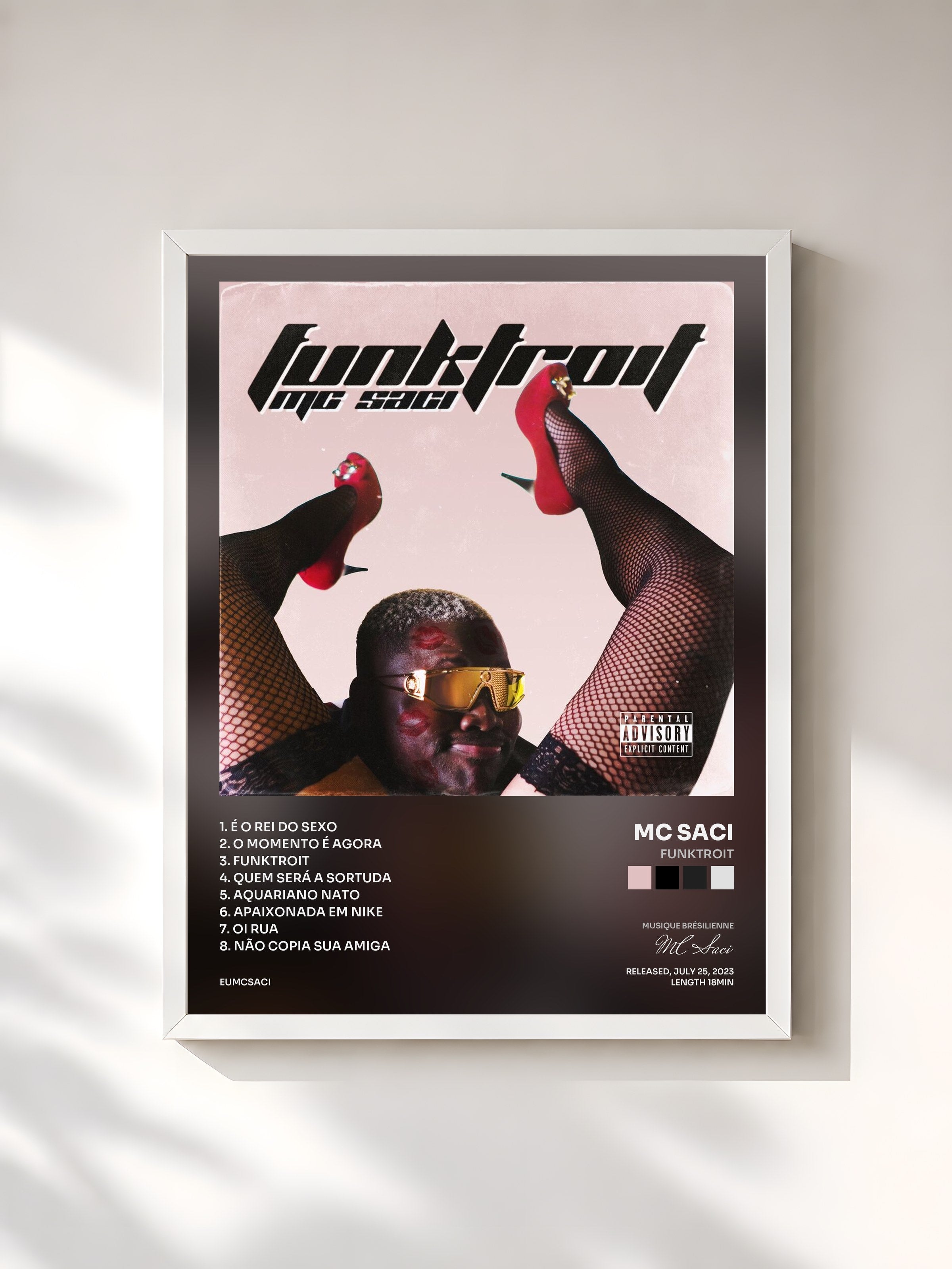 #blanc Tableau de l'album Funktroit de MC Saci, cadre blanc, imprimé et encadré en France