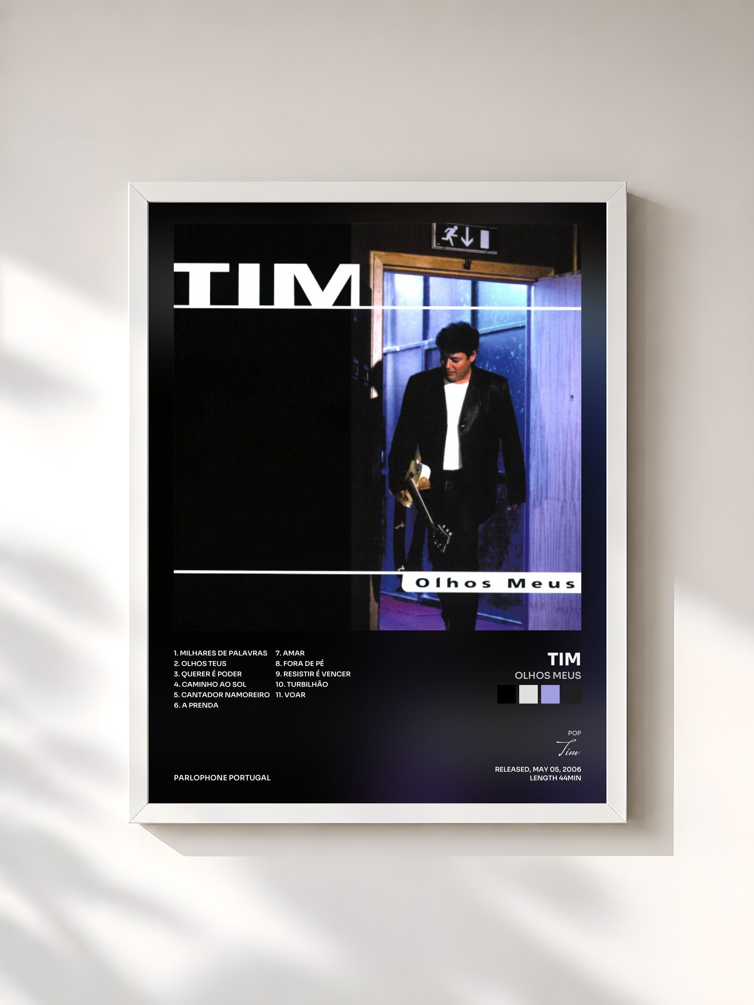 #blanc Tableau de l'album Olhos Meus de Tim, cadre blanc, imprimé et encadré en France