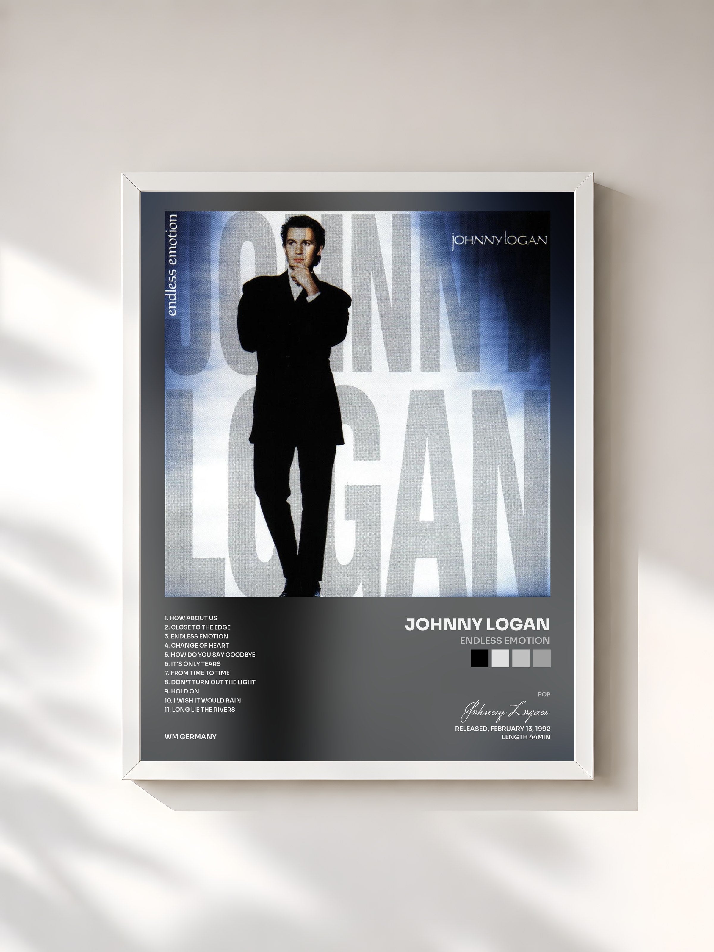 #blanc Tableau de l'album Endless Emotion de Johnny Logan, cadre blanc, imprimé et encadré en France