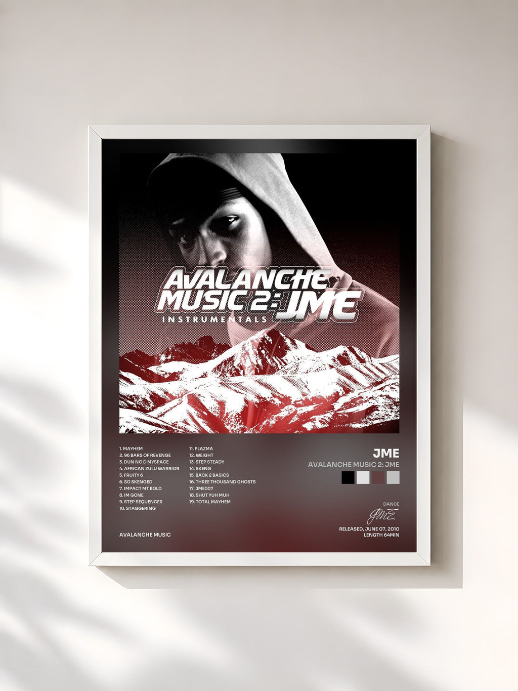 #blanc Avalanche Music 2: JME de JME en lámina enmarcada, marco blanco, impresa y enmarcada en Francia