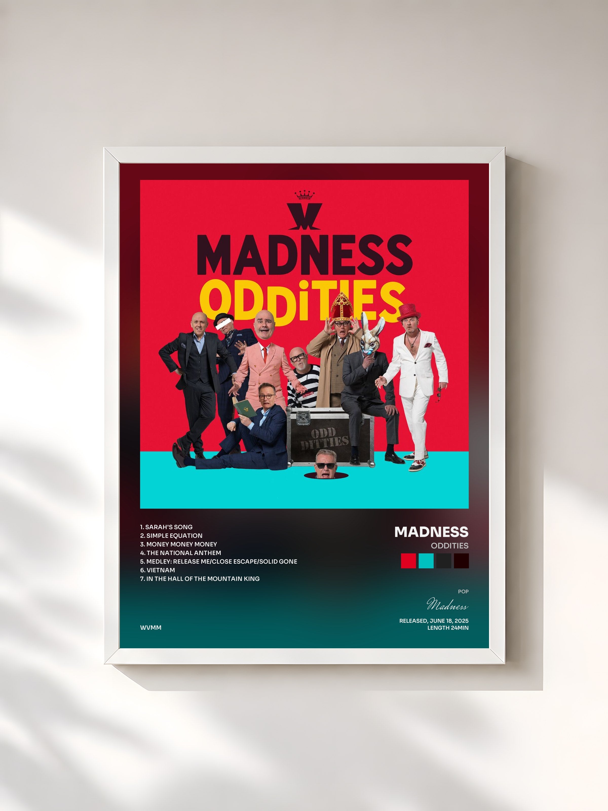 #blanc Tableau de l'album Oddities de Madness, cadre blanc, imprimé et encadré en France
