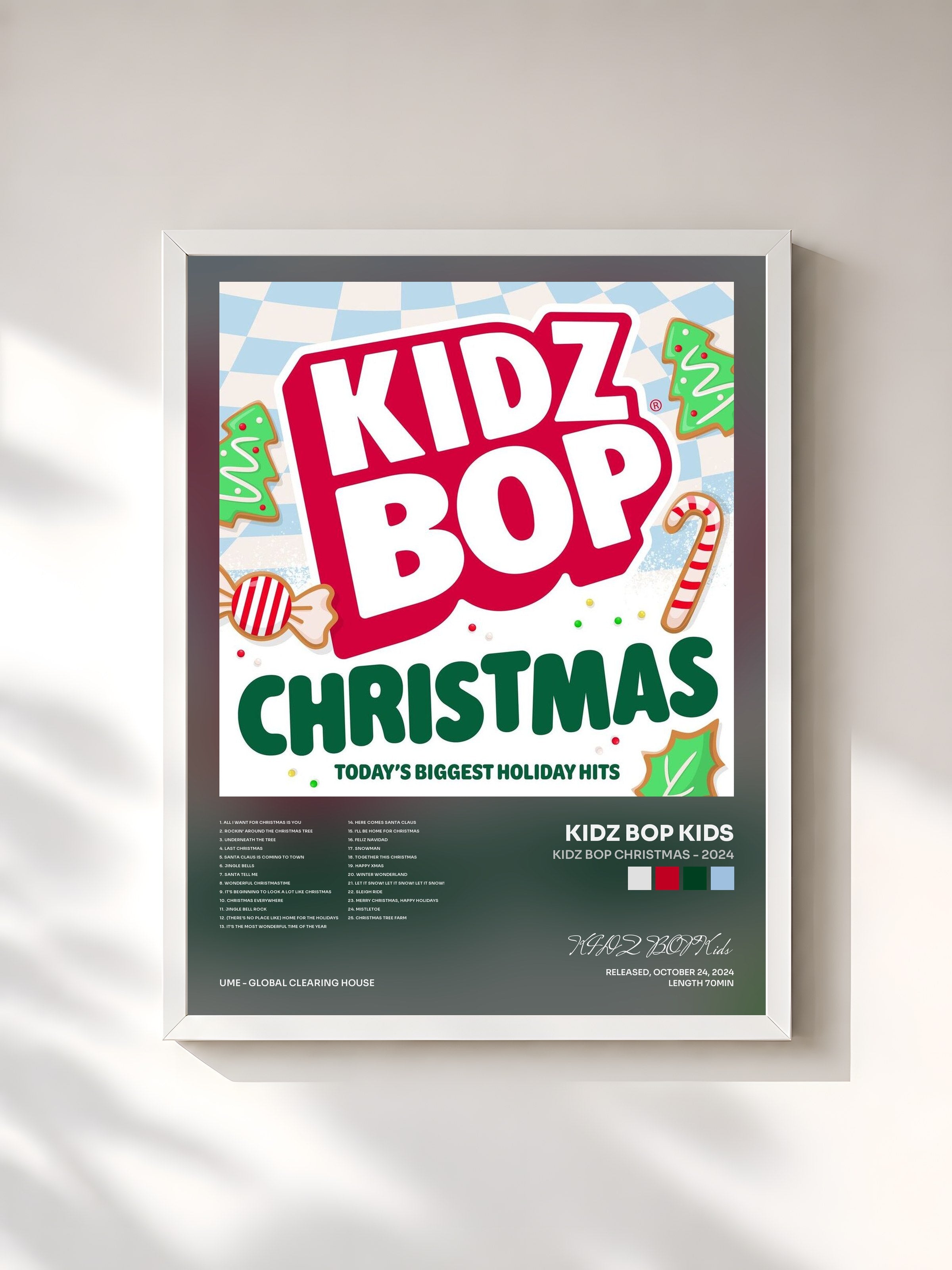 #blanc Tableau de l'album KIDZ BOP Christmas - 2024 de KIDZ BOP Kids, cadre blanc, imprimé et encadré en France