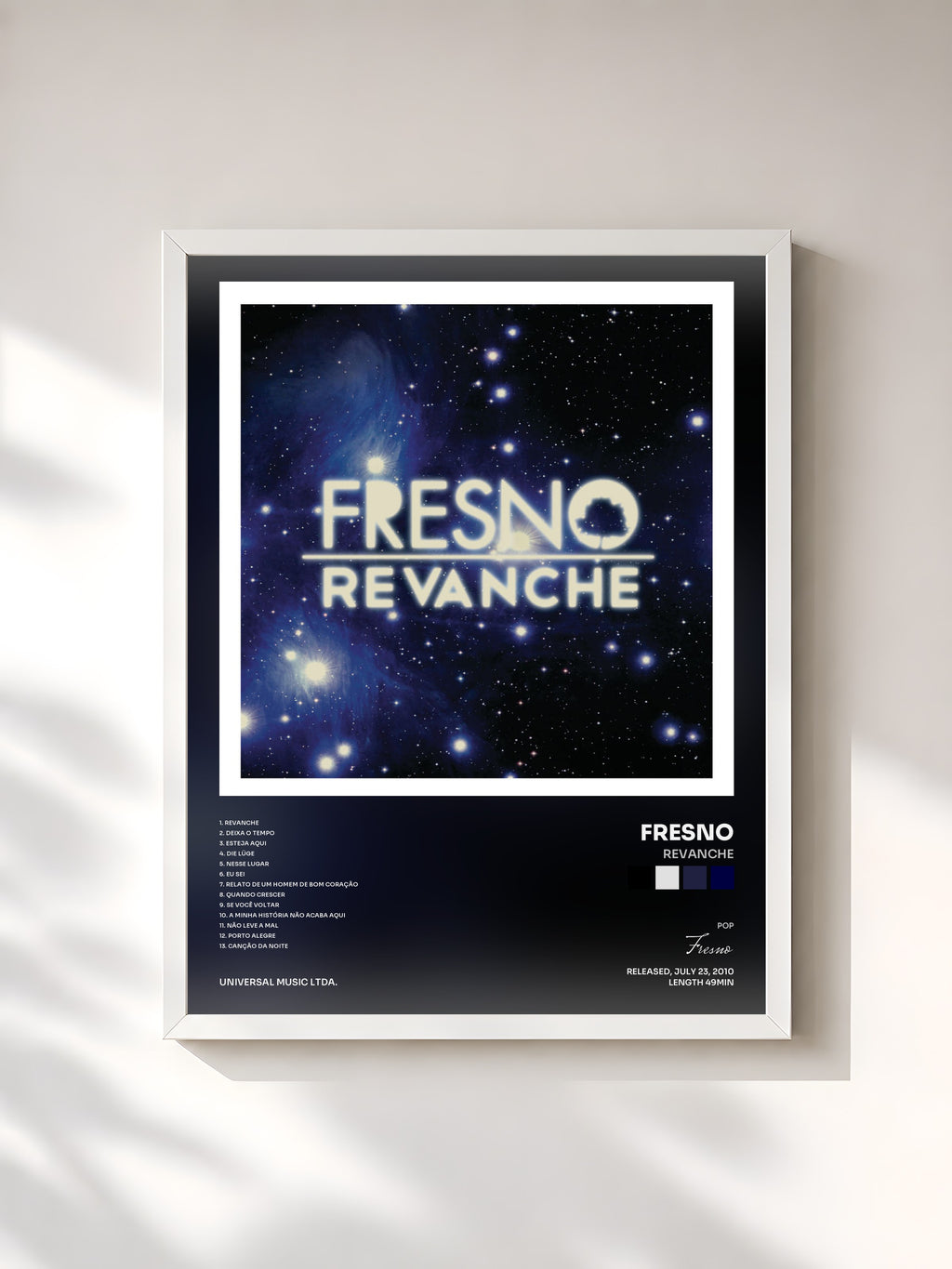 #blanc Revanche by Fresno as a framed art print, white frame, printed and framed in France