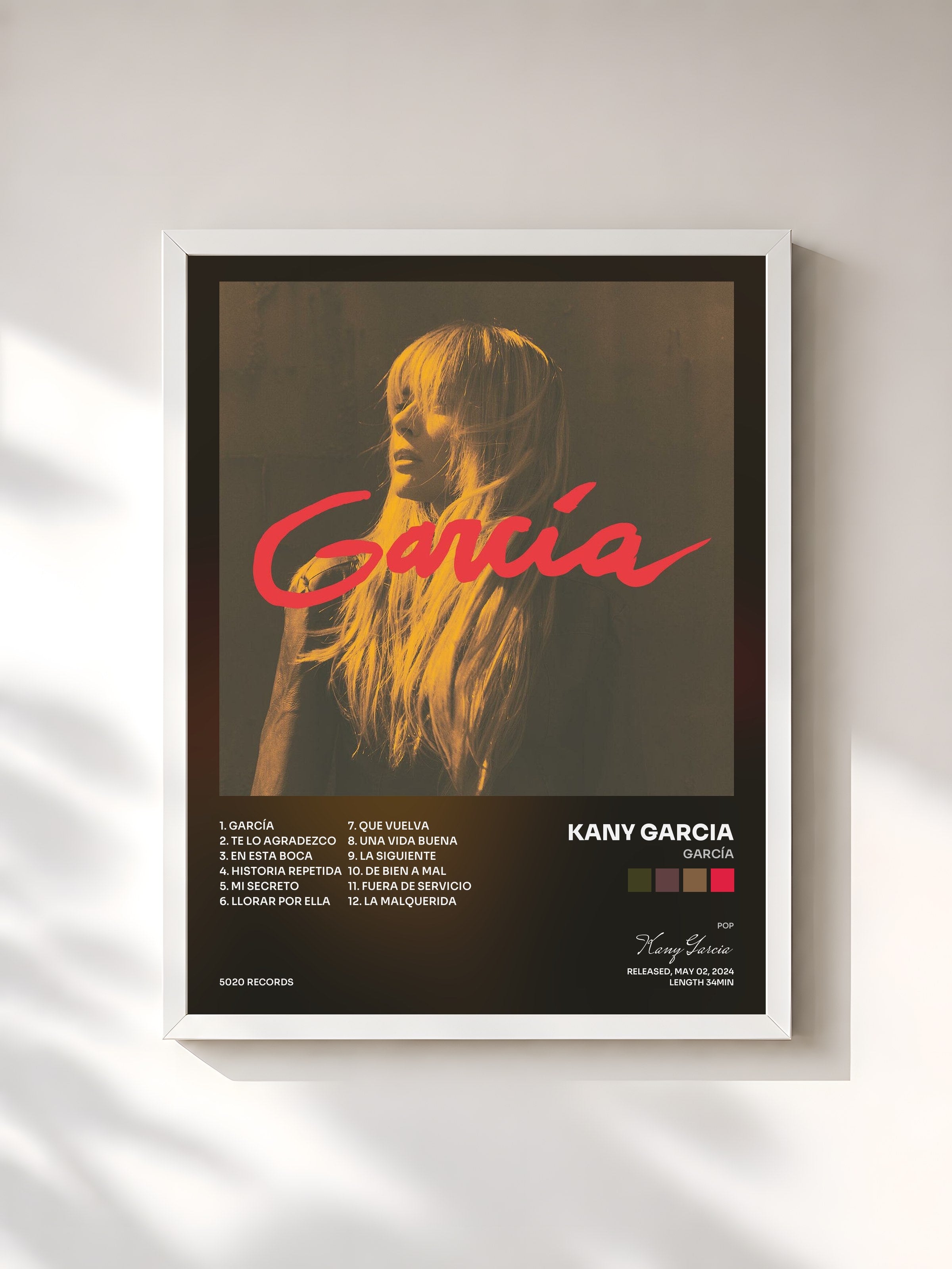 #blanc Tableau de l'album GARCÍA de Kany Garcia, cadre blanc, imprimé et encadré en France