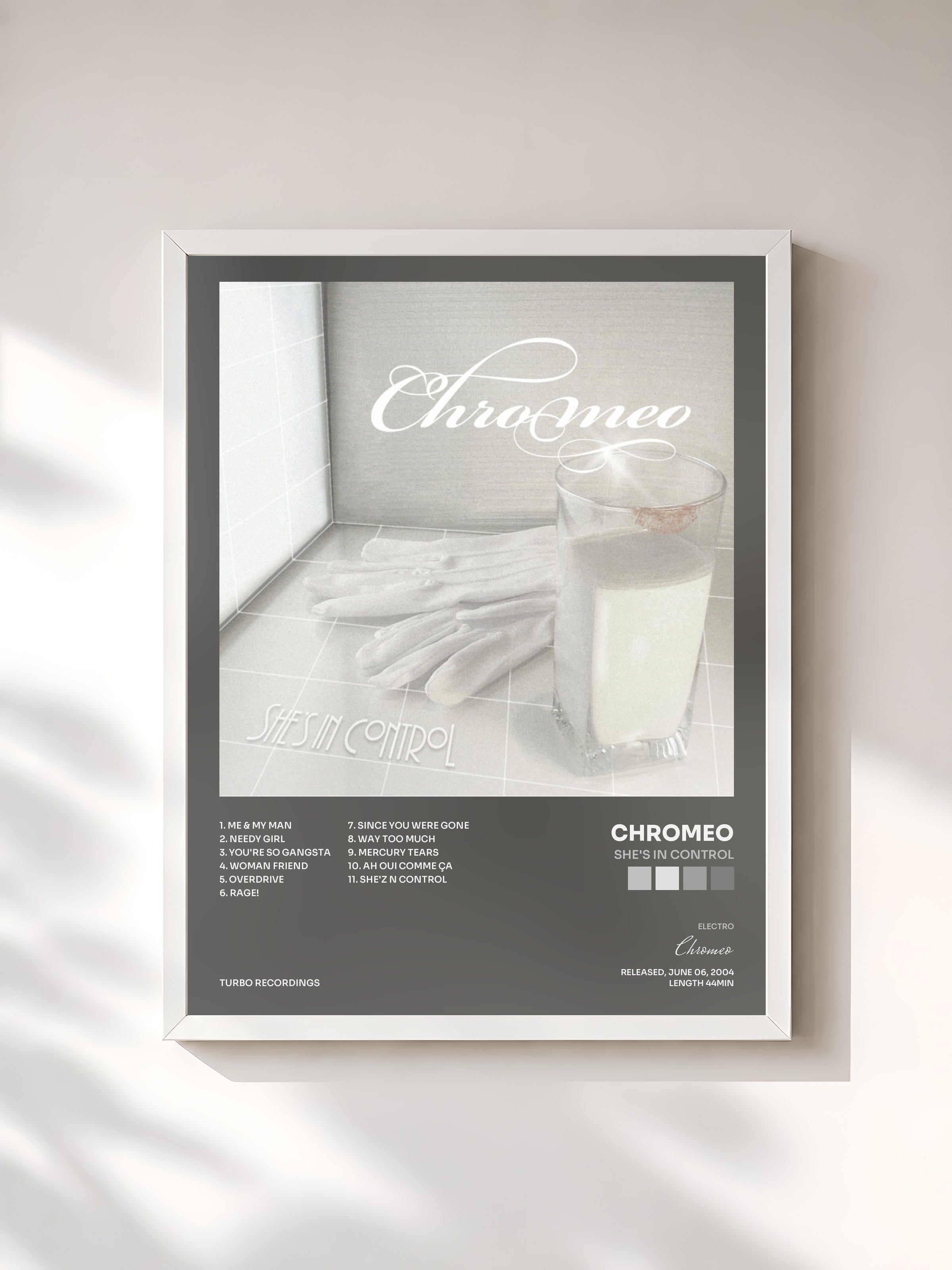 #blanc Tableau de l'album She's in Control de Chromeo, cadre blanc, imprimé et encadré en France