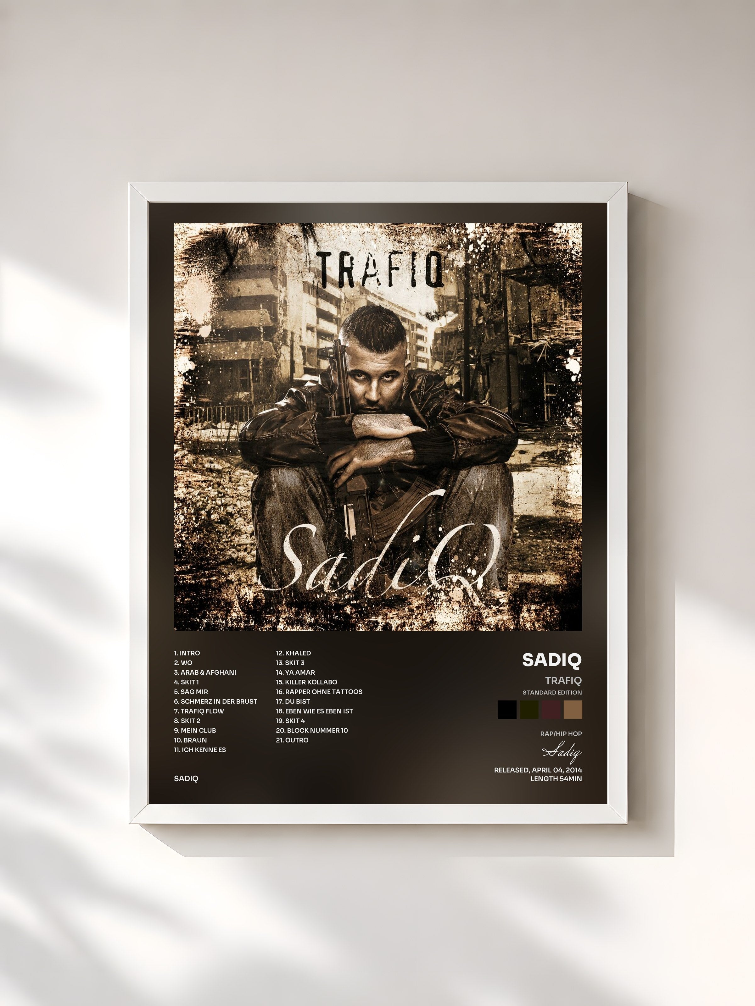 #blanc Tableau de l'album TrafiQ (Standard Edition) de Sadiq, cadre blanc, imprimé et encadré en France