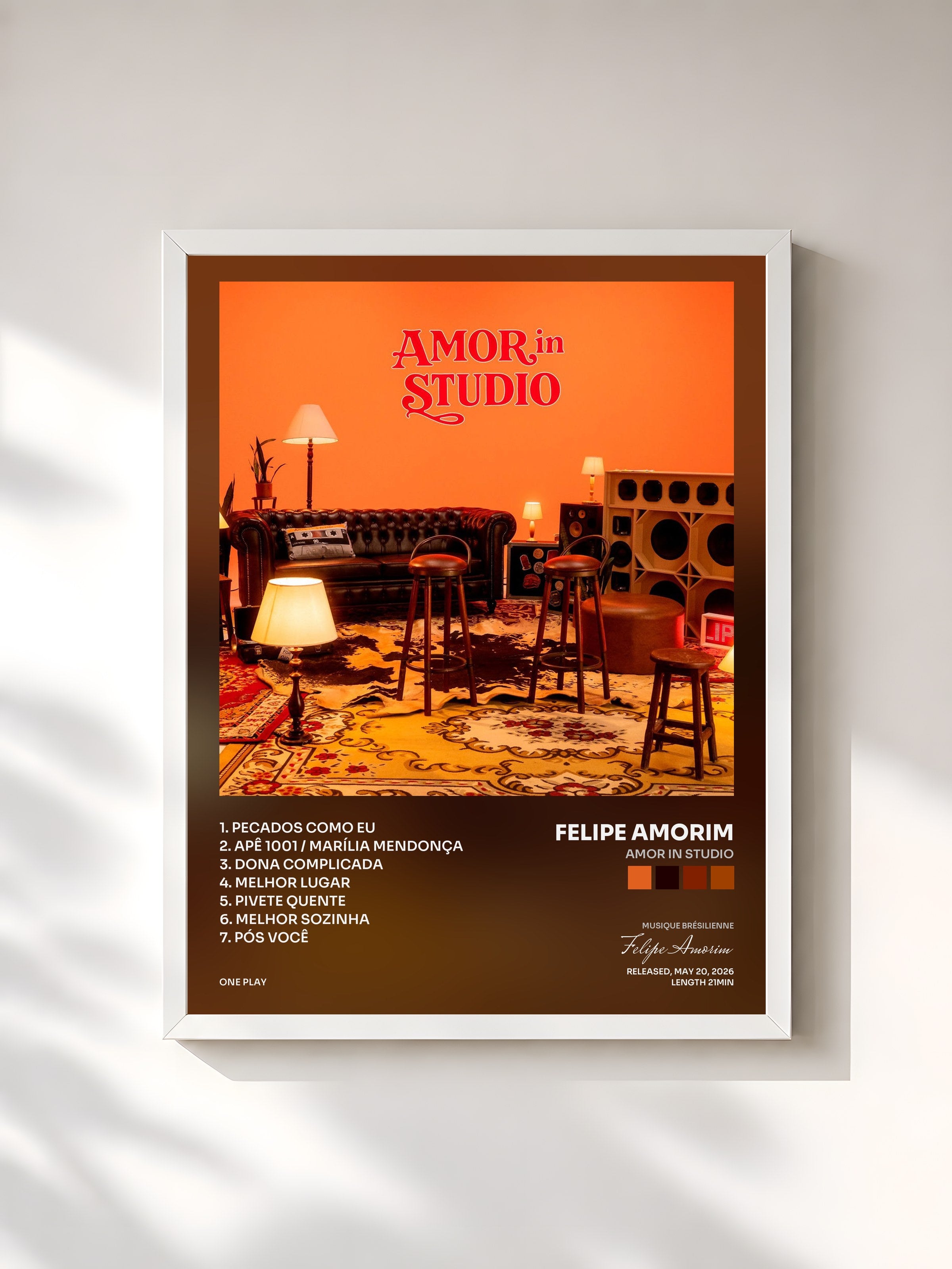 #blanc Tableau de l'album Amor In Studio de Felipe Amorim, cadre blanc, imprimé et encadré en France