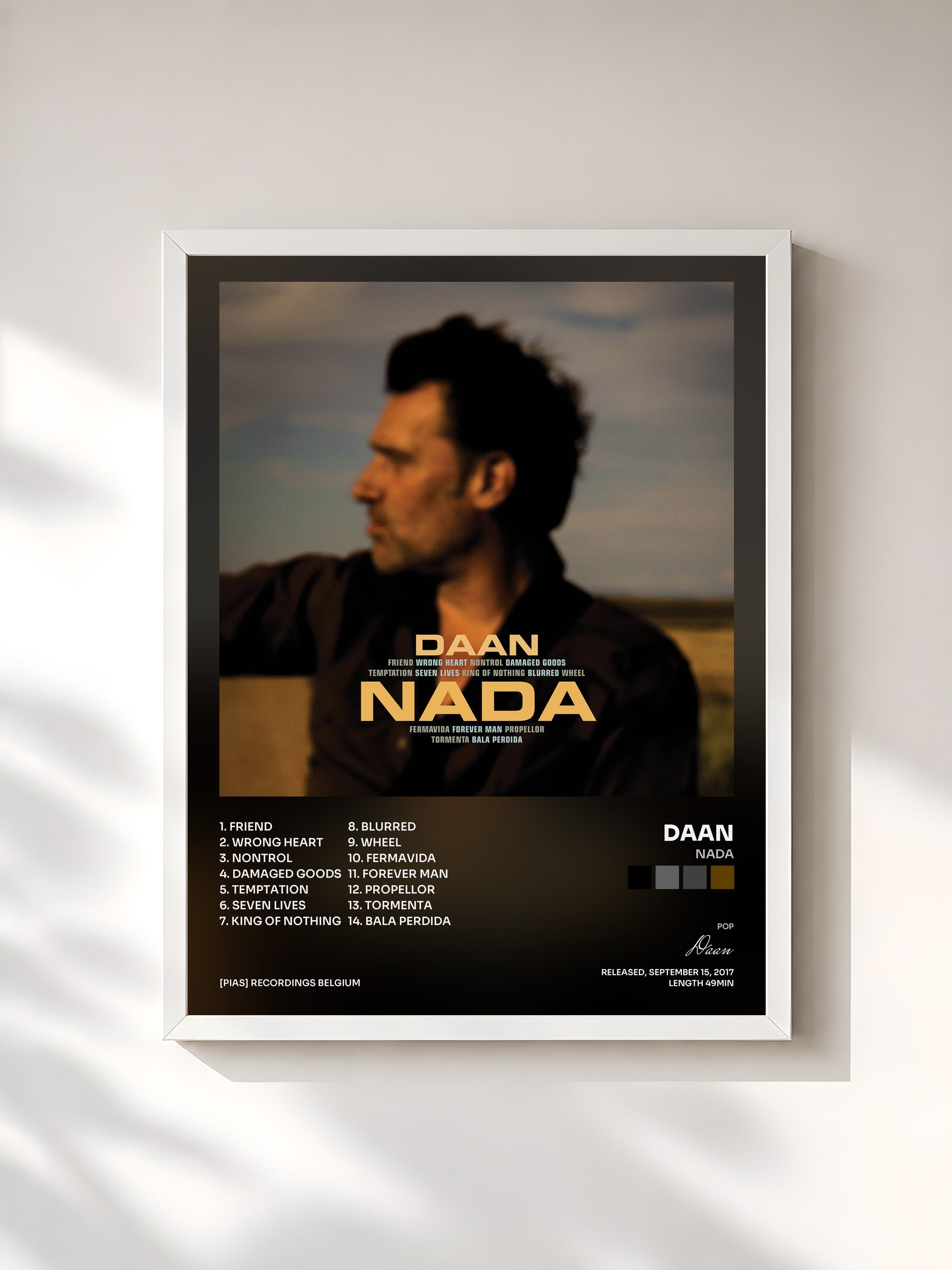 #blanc Tableau de l'album Nada de Daan, cadre blanc, imprimé et encadré en France