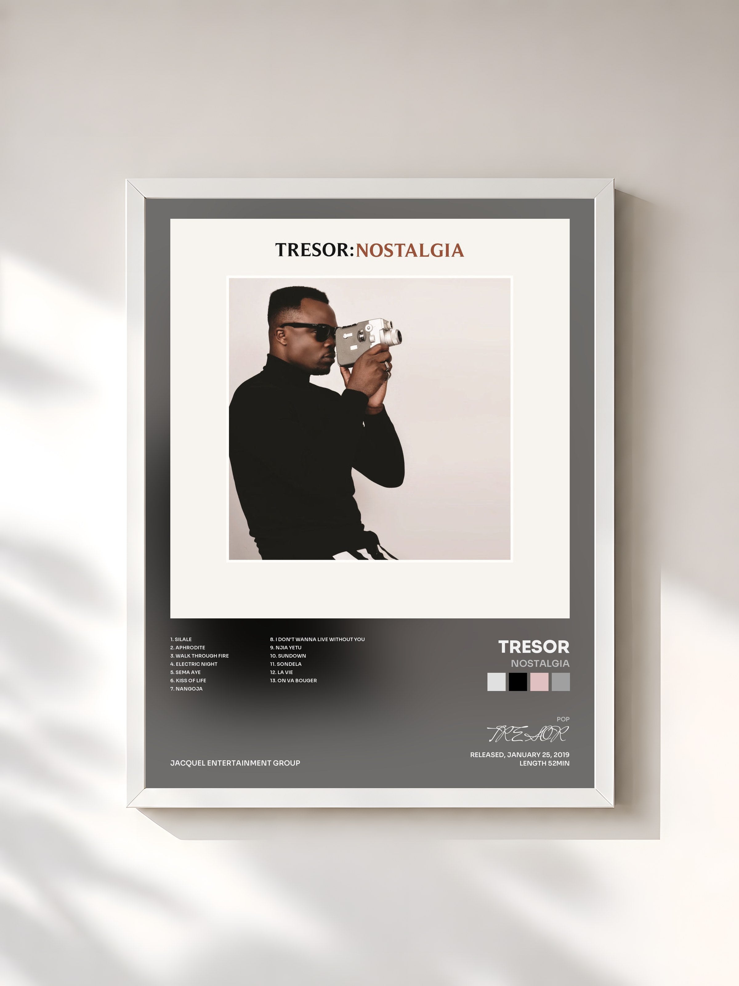 #blanc Tableau de l'album Nostalgia de TRESOR, cadre blanc, imprimé et encadré en France