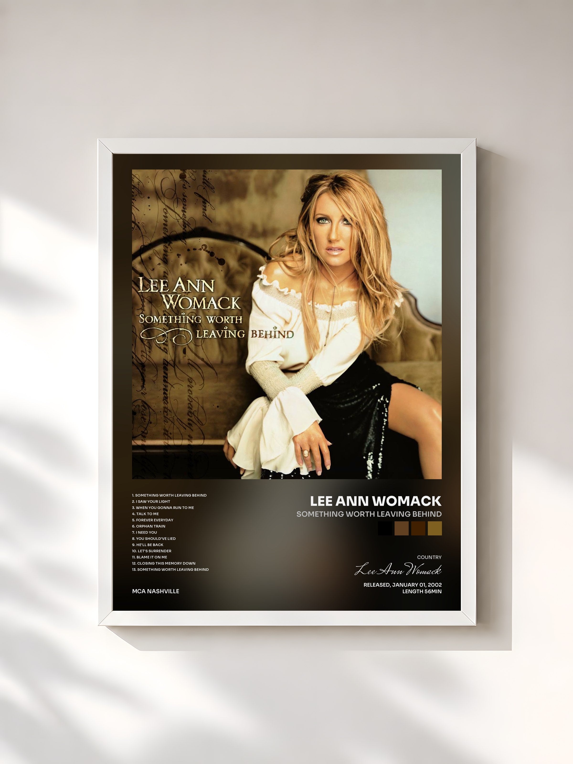 #blanc Tableau de l'album Something Worth Leaving Behind de Lee Ann Womack, cadre blanc, imprimé et encadré en France