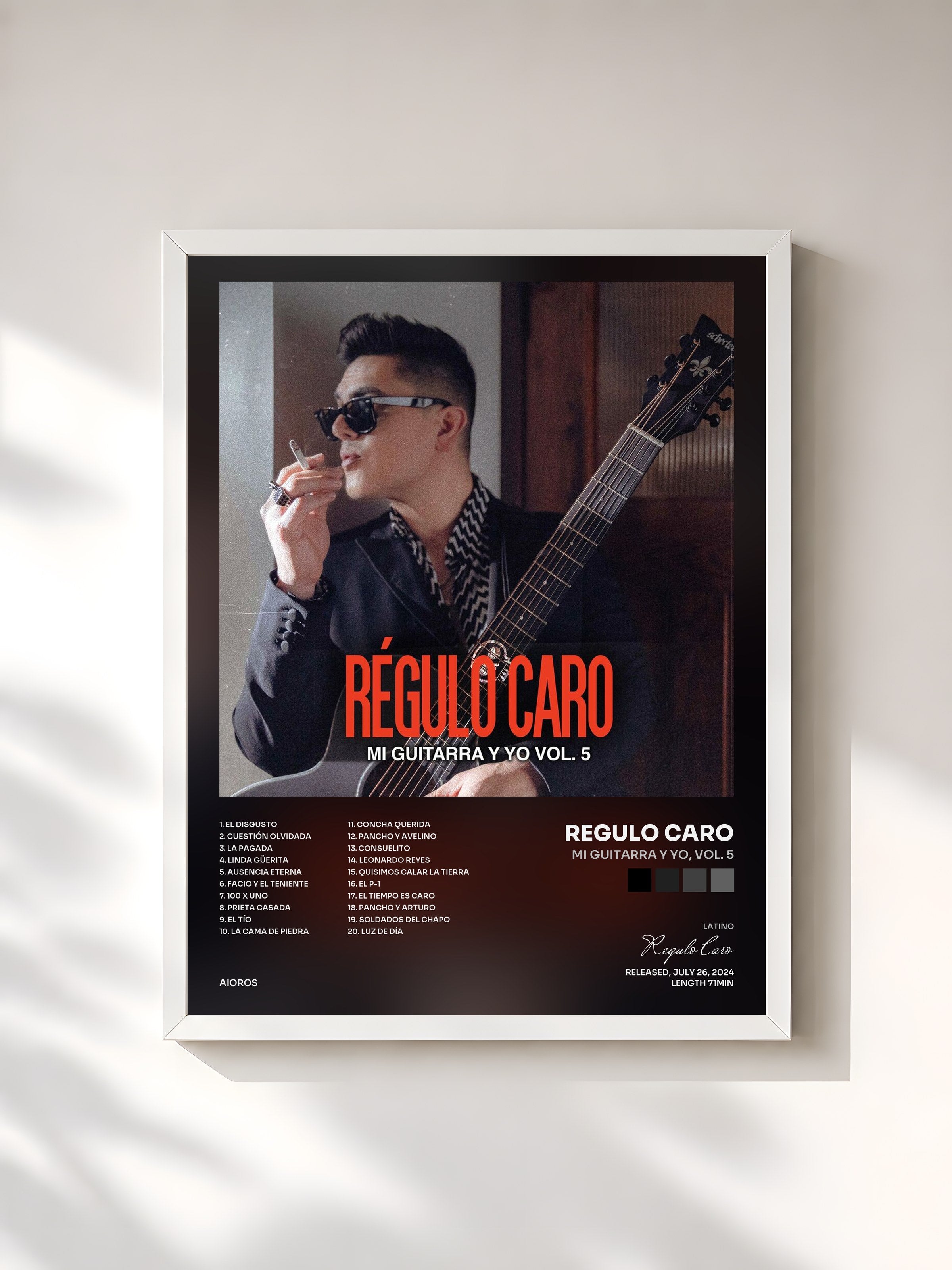 #blanc Tableau de l'album Mi Guitarra y Yo, Vol. 5 de Regulo Caro, cadre blanc, imprimé et encadré en France