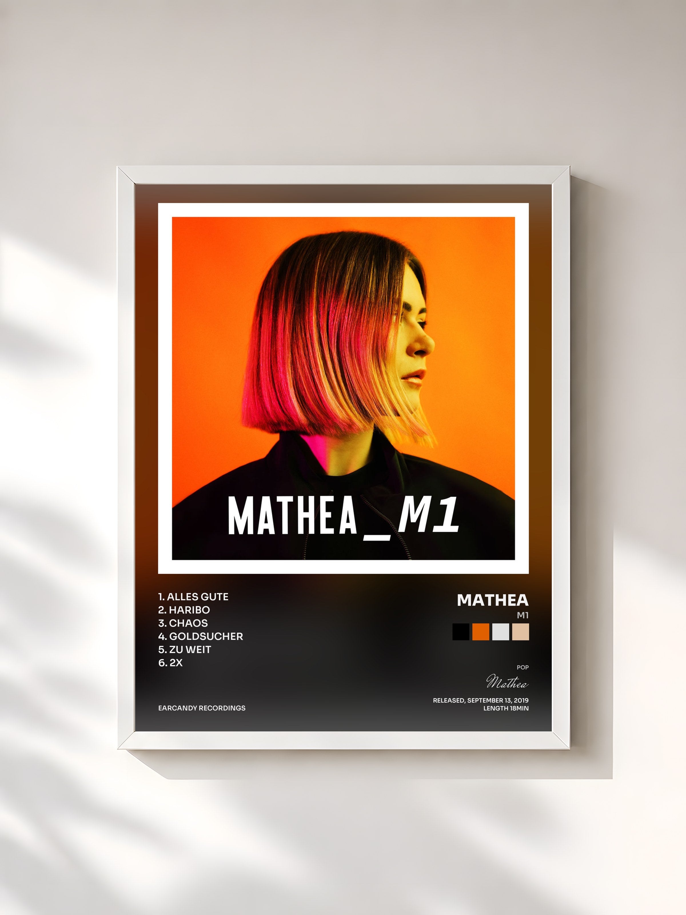 #blanc Tableau de l'album M1 de Mathea, cadre blanc, imprimé et encadré en France