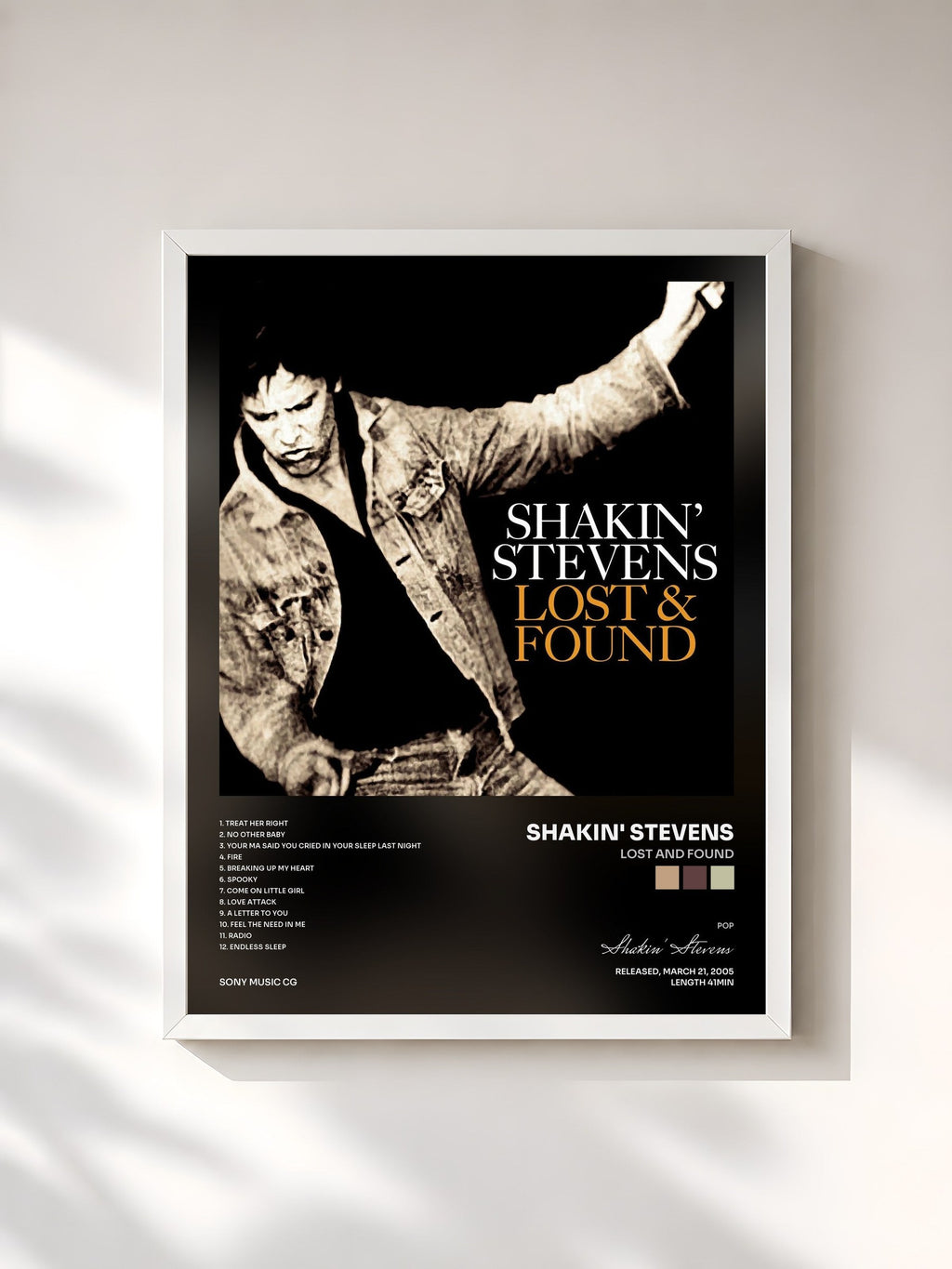 #blanc Lost And Found di Shakin' Stevens in stampa incorniciata, cornice bianca, stampata e incorniciata in Francia