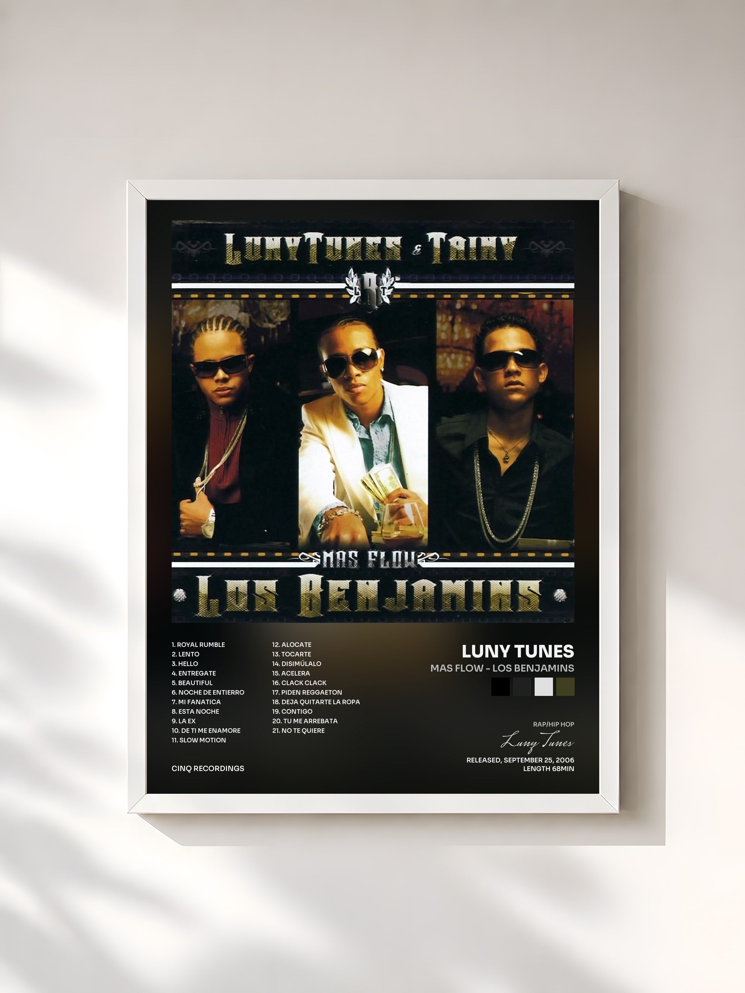 #blanc Tableau de l'album Mas Flow - Los Benjamins de Luny Tunes, cadre blanc, imprimé et encadré en France