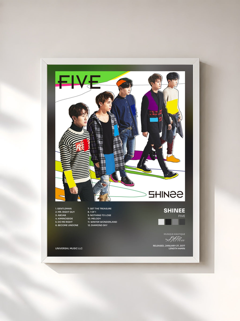#blanc Five by SHINee as a framed art print, white frame, printed and framed in France