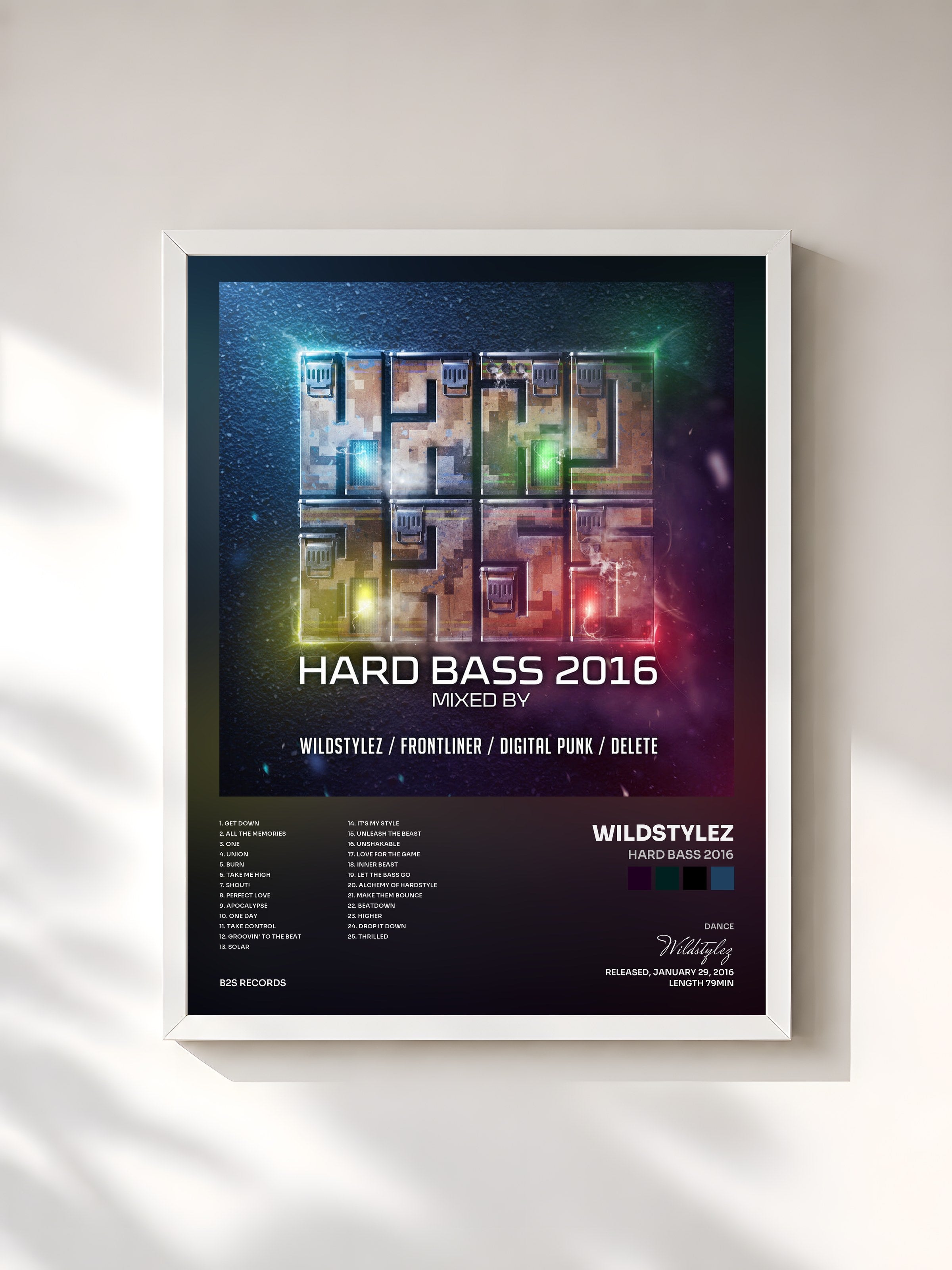 #blanc Tableau de l'album Hard Bass 2016 de Wildstylez, cadre blanc, imprimé et encadré en France