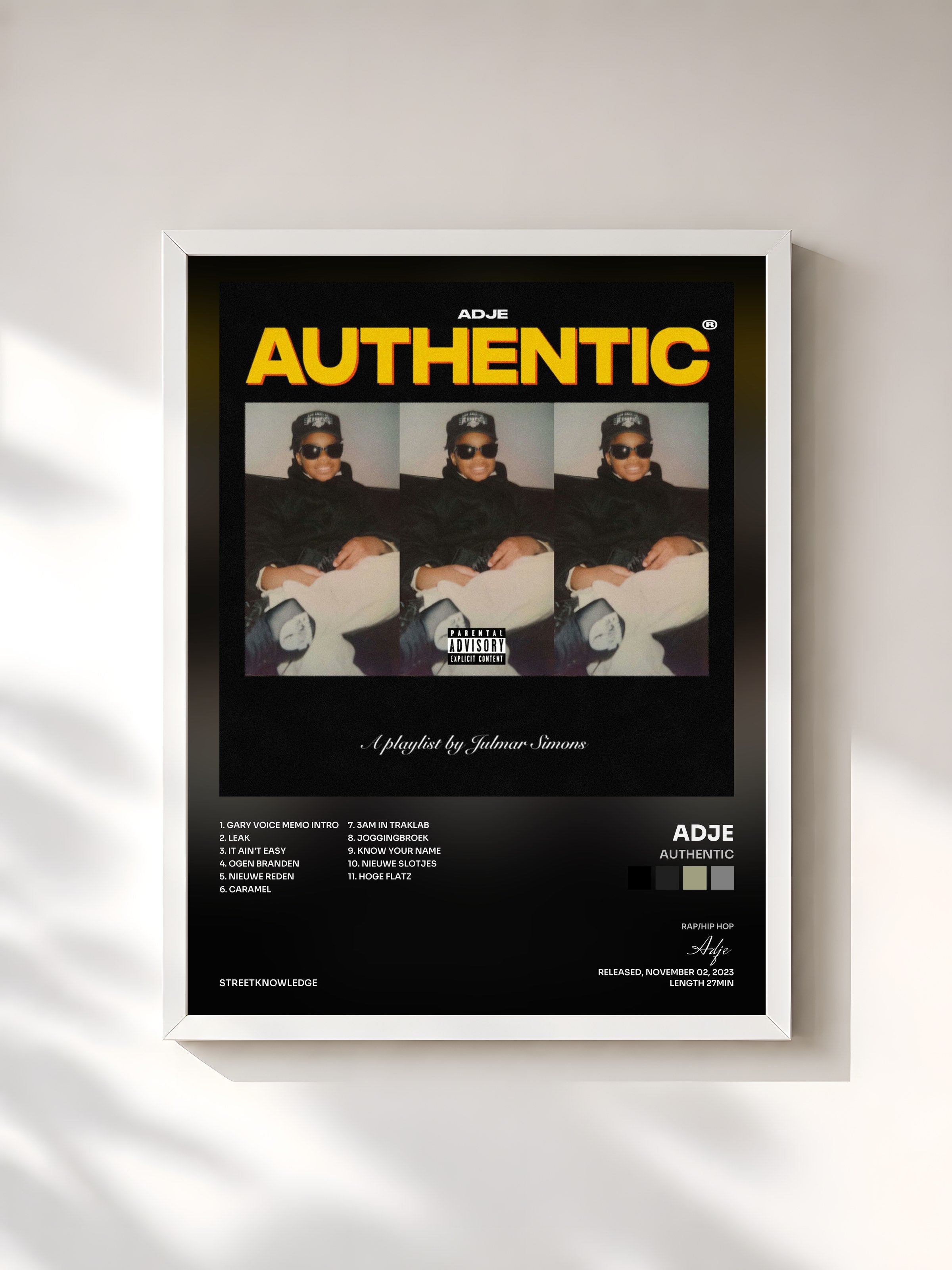 #blanc Tableau de l'album Authentic de Adje, cadre blanc, imprimé et encadré en France