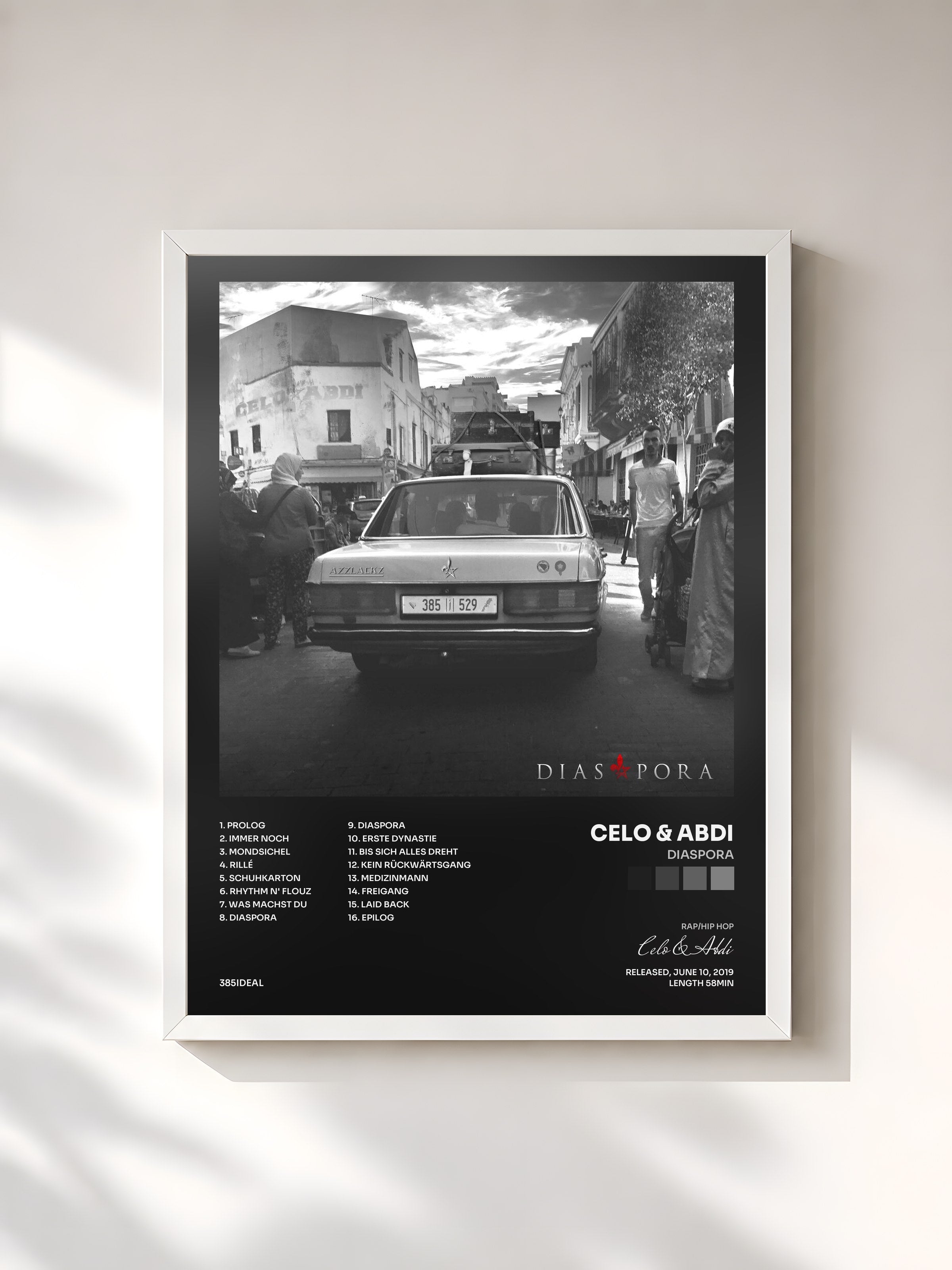 #blanc Tableau de l'album Diaspora de Celo & Abdi, cadre blanc, imprimé et encadré en France
