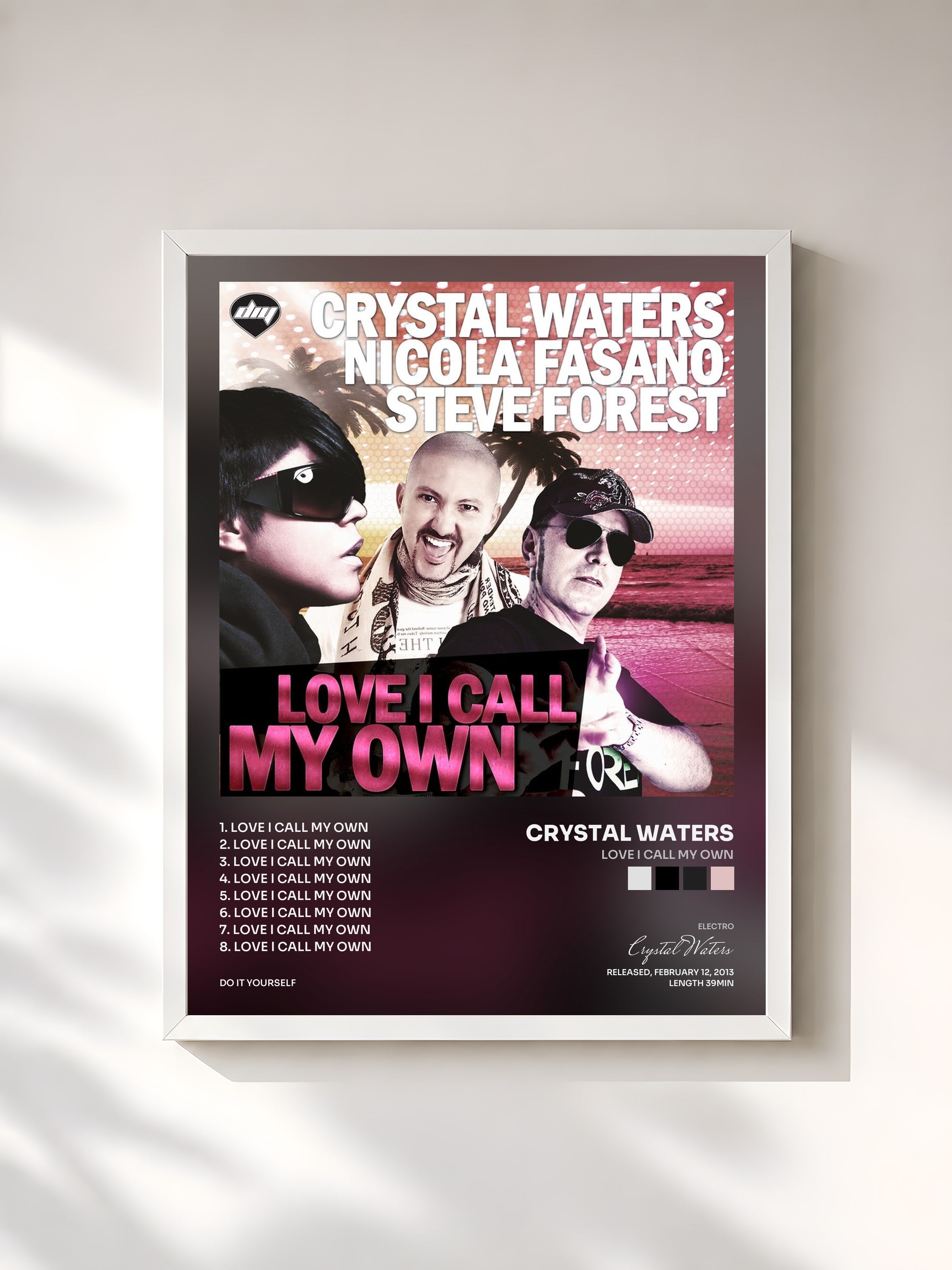 #blanc Tableau de l'album Love I Call My Own de Crystal Waters, cadre blanc, imprimé et encadré en France