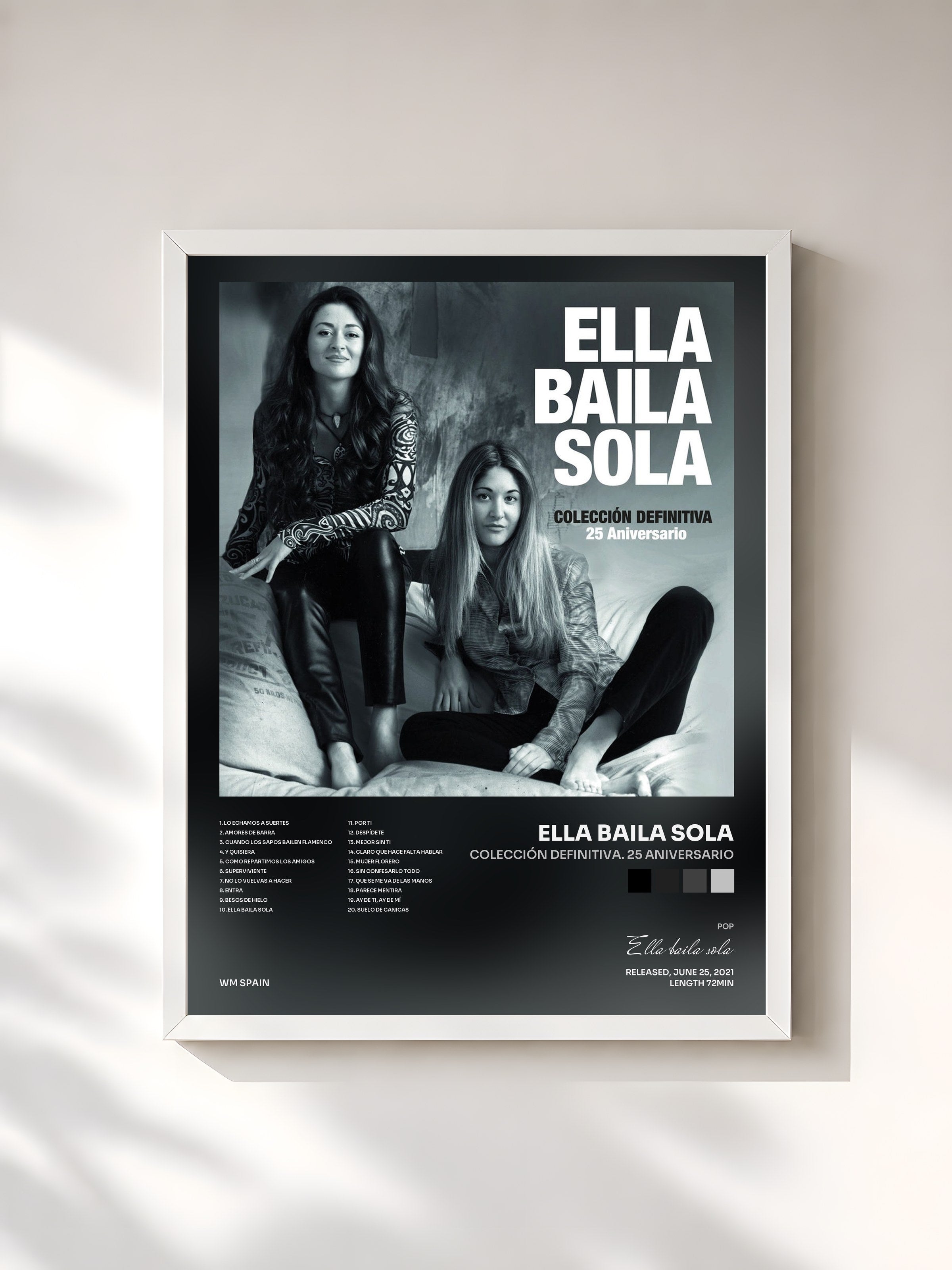#blanc Tableau de l'album Colección definitiva. 25 Aniversario de Ella baila sola, cadre blanc, imprimé et encadré en France